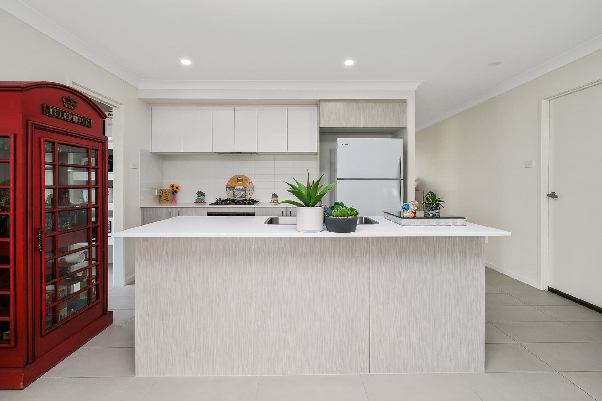 8 Oakmont Close, Heddon Greta, NSW, 2321, Heddon Greta - Thumbnail 3