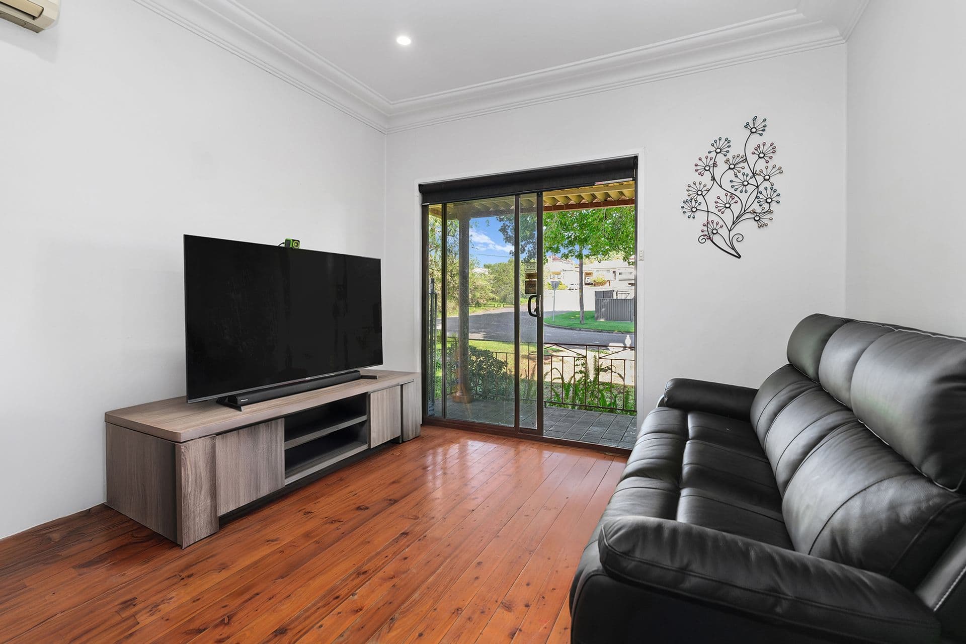 18 Beeson Street, Cardiff South, NSW, 2285, Cardiff South - Thumbnail 2