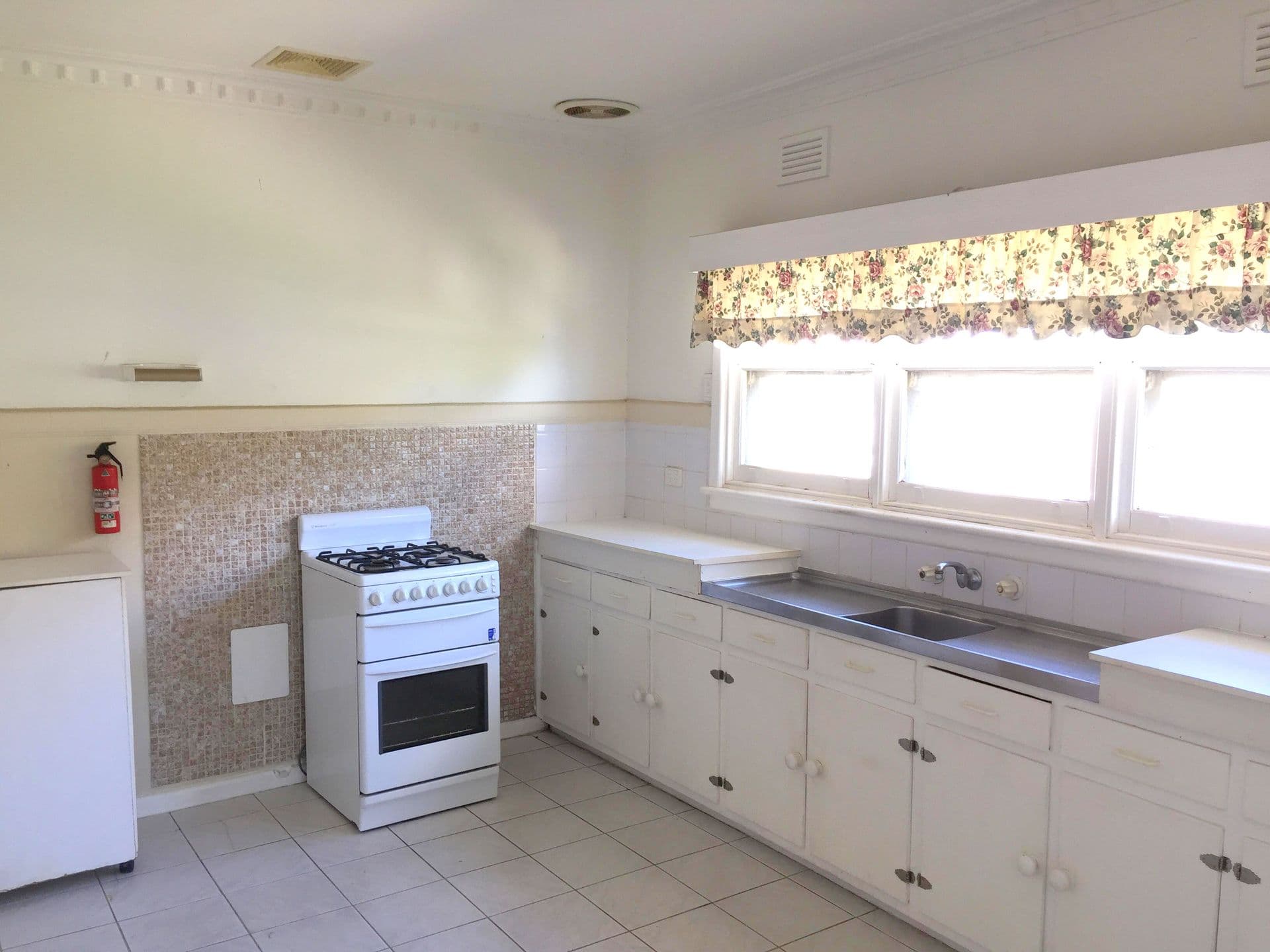 6/64 Buckingham Avenue, Springvale, VIC, 3171, Springvale - Thumbnail 2