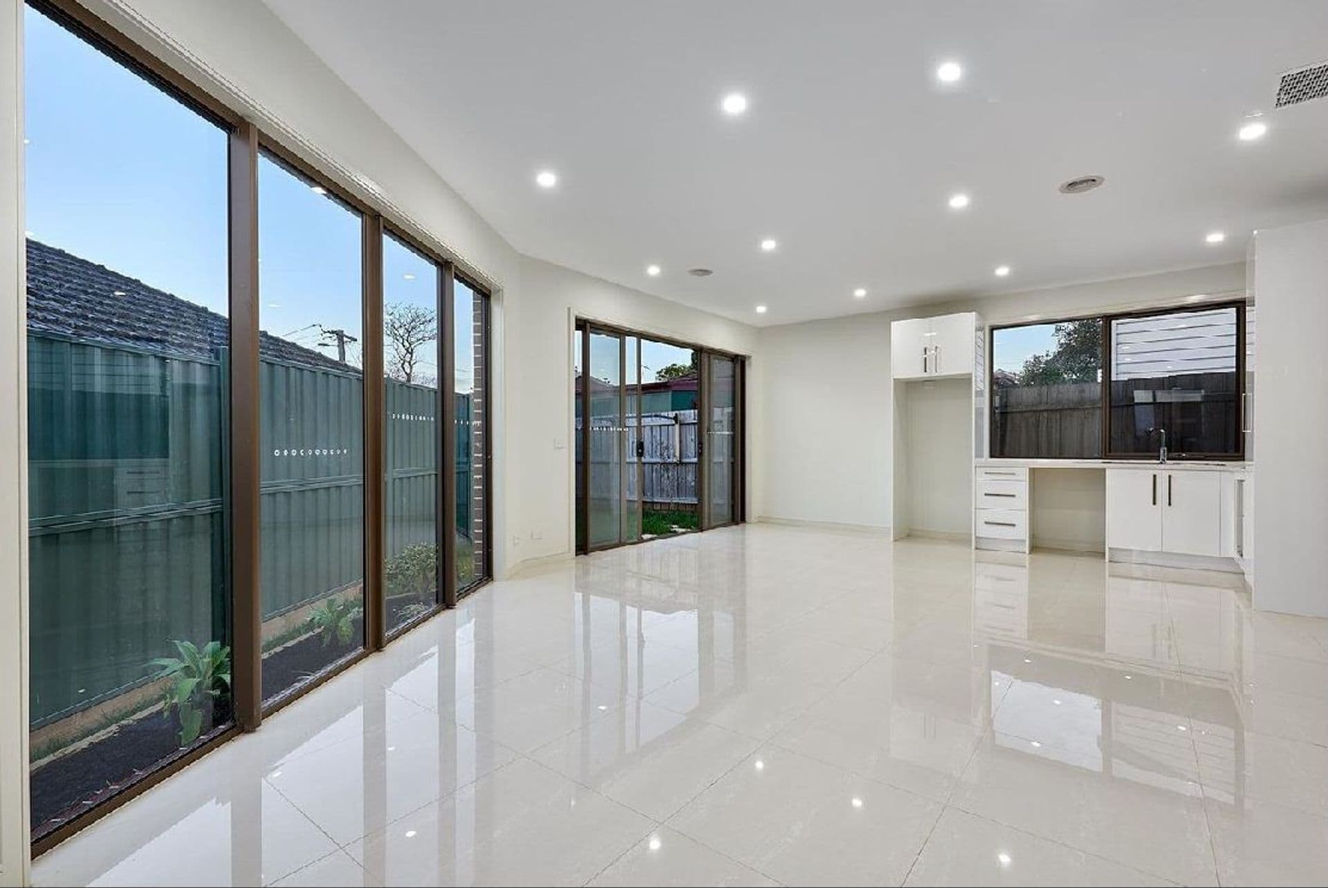 4/8 Carter Street, Noble Park, VIC, 3174, Noble Park - Thumbnail 2