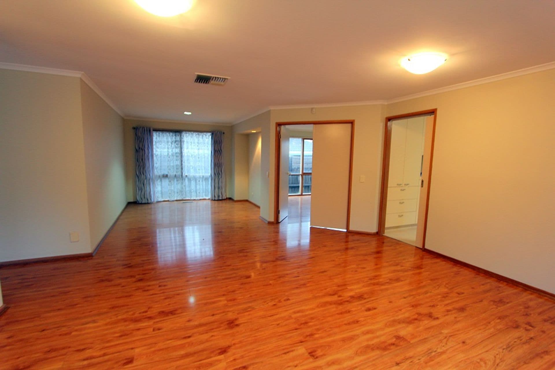 86 Waverley Park  Drive, Cranbourne North, VIC, 3977, Cranbourne North - Thumbnail 3