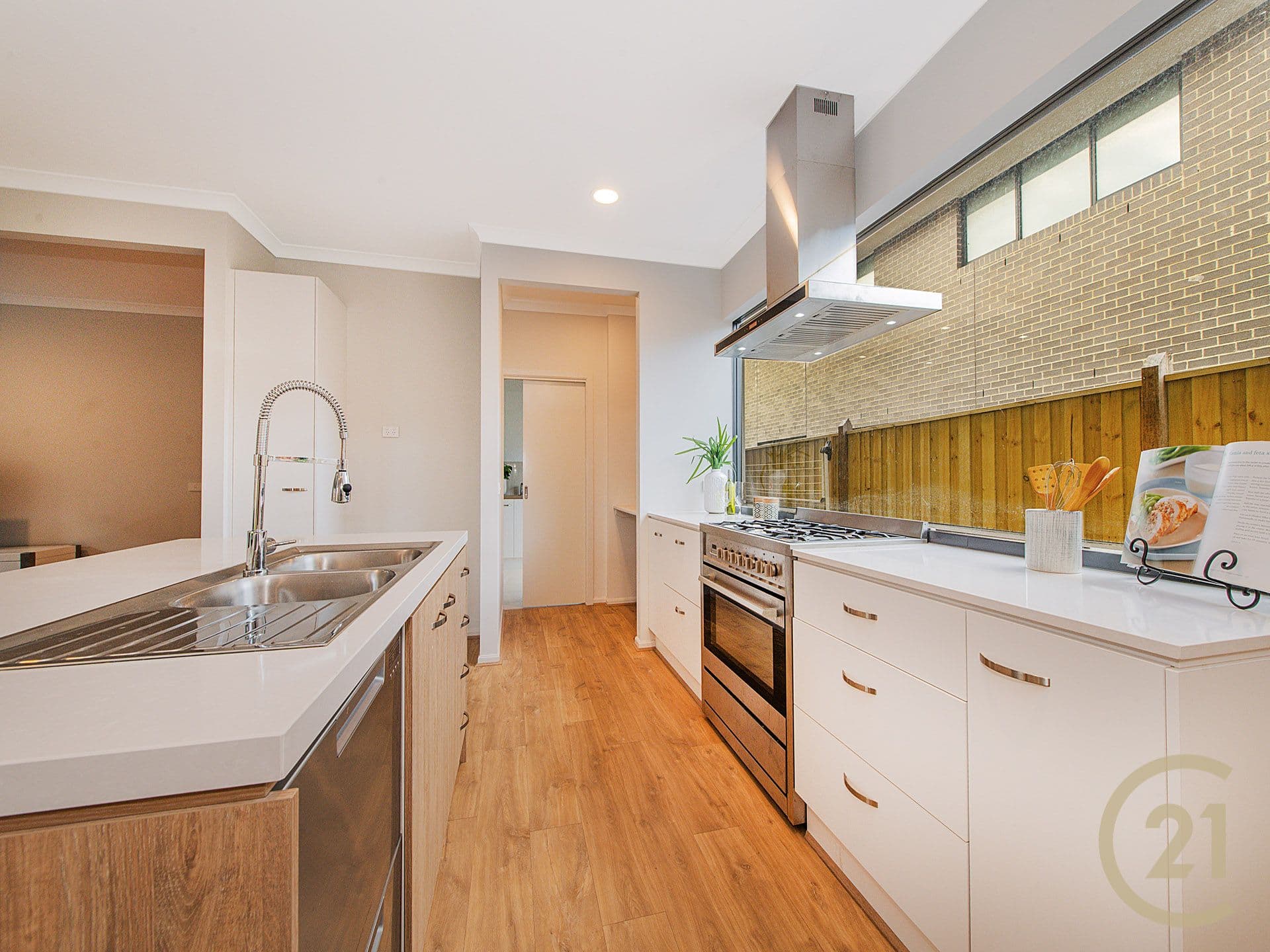 6/64 Buckingham Avenue, Springvale, VIC, 3171, Keysborough - Thumbnail 3