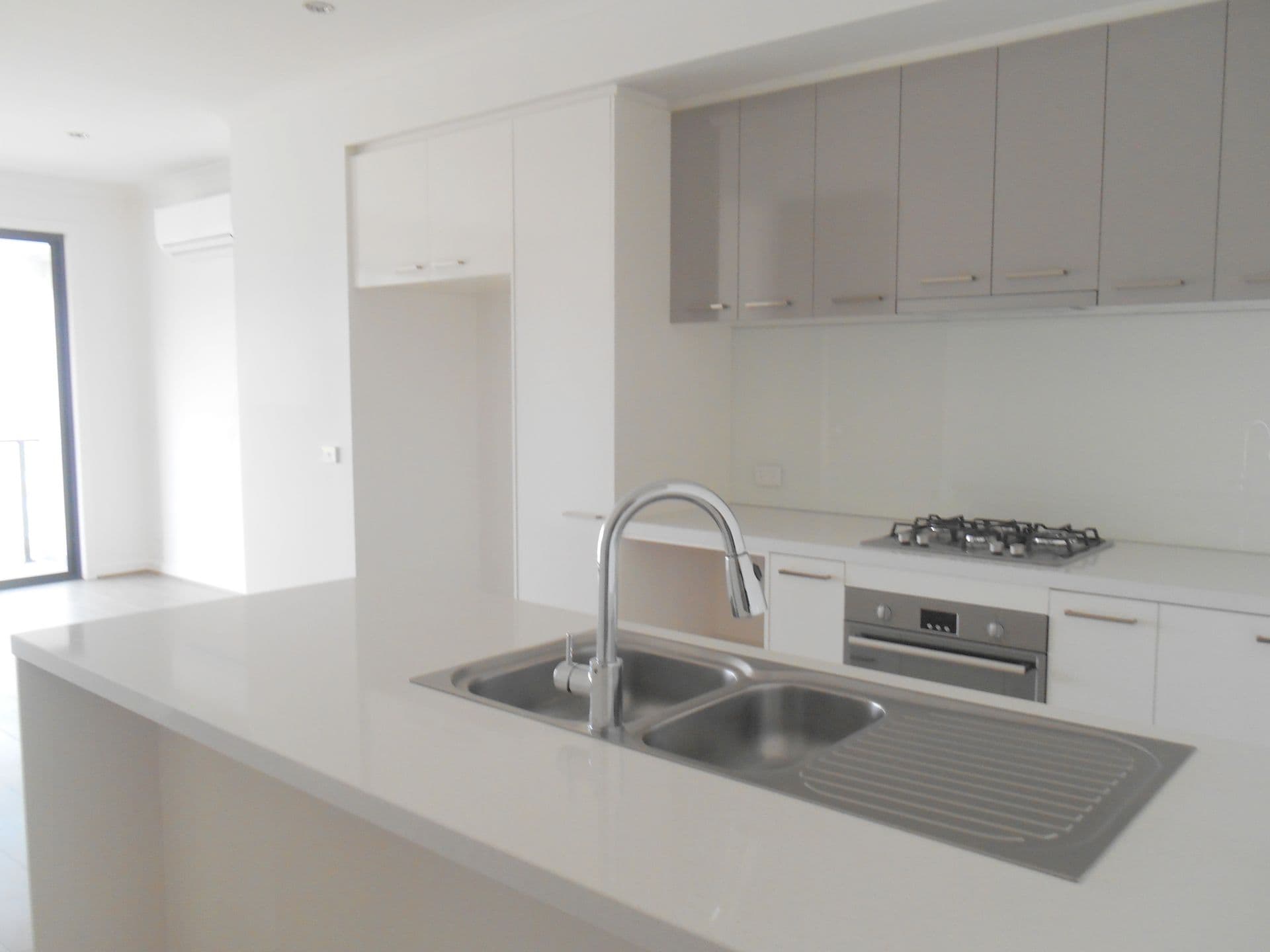 6/64 Buckingham Avenue, Springvale, VIC, 3171, Springvale - Thumbnail 3