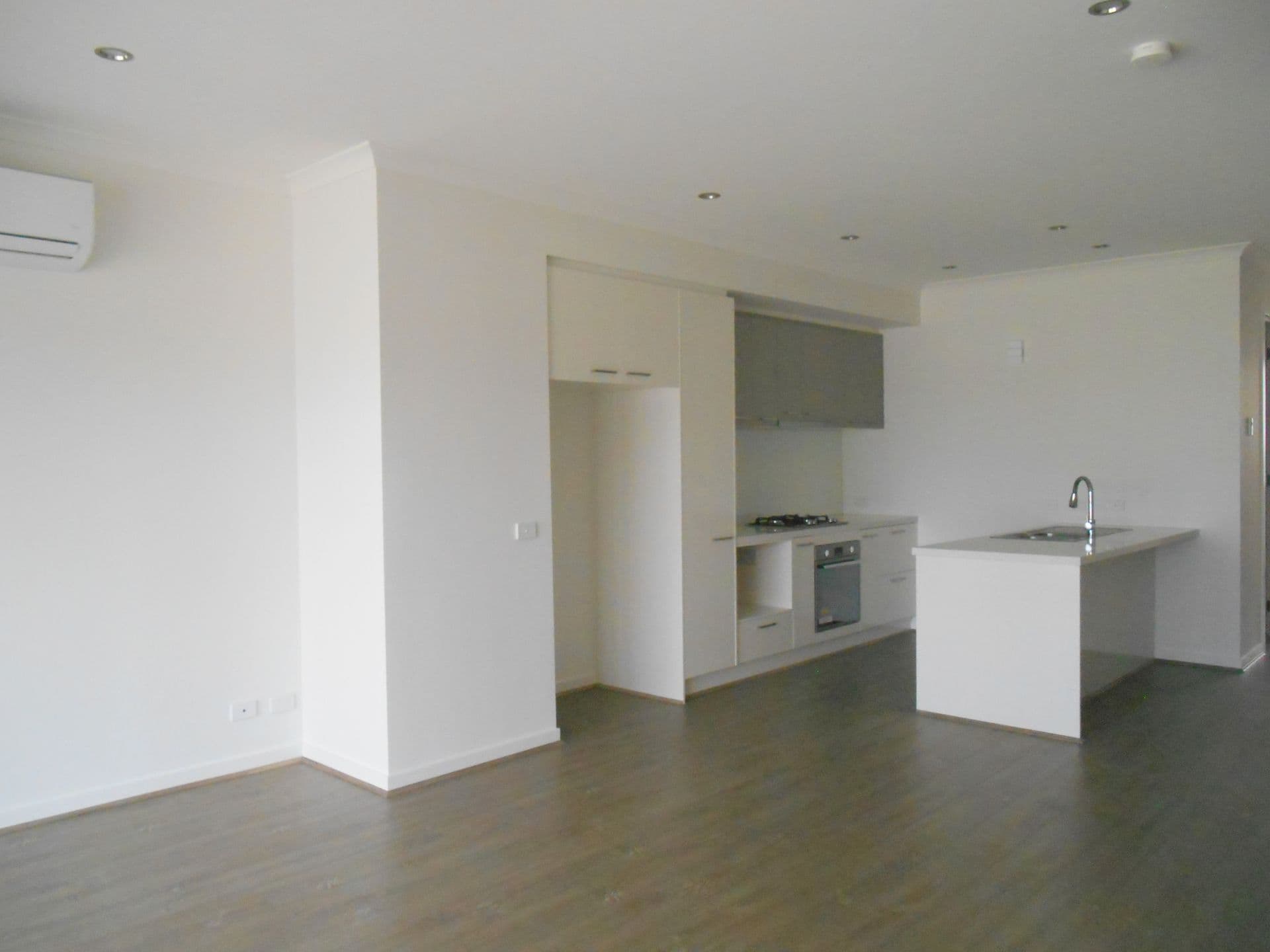 6/64 Buckingham Avenue, Springvale, VIC, 3171, Springvale - Thumbnail 4