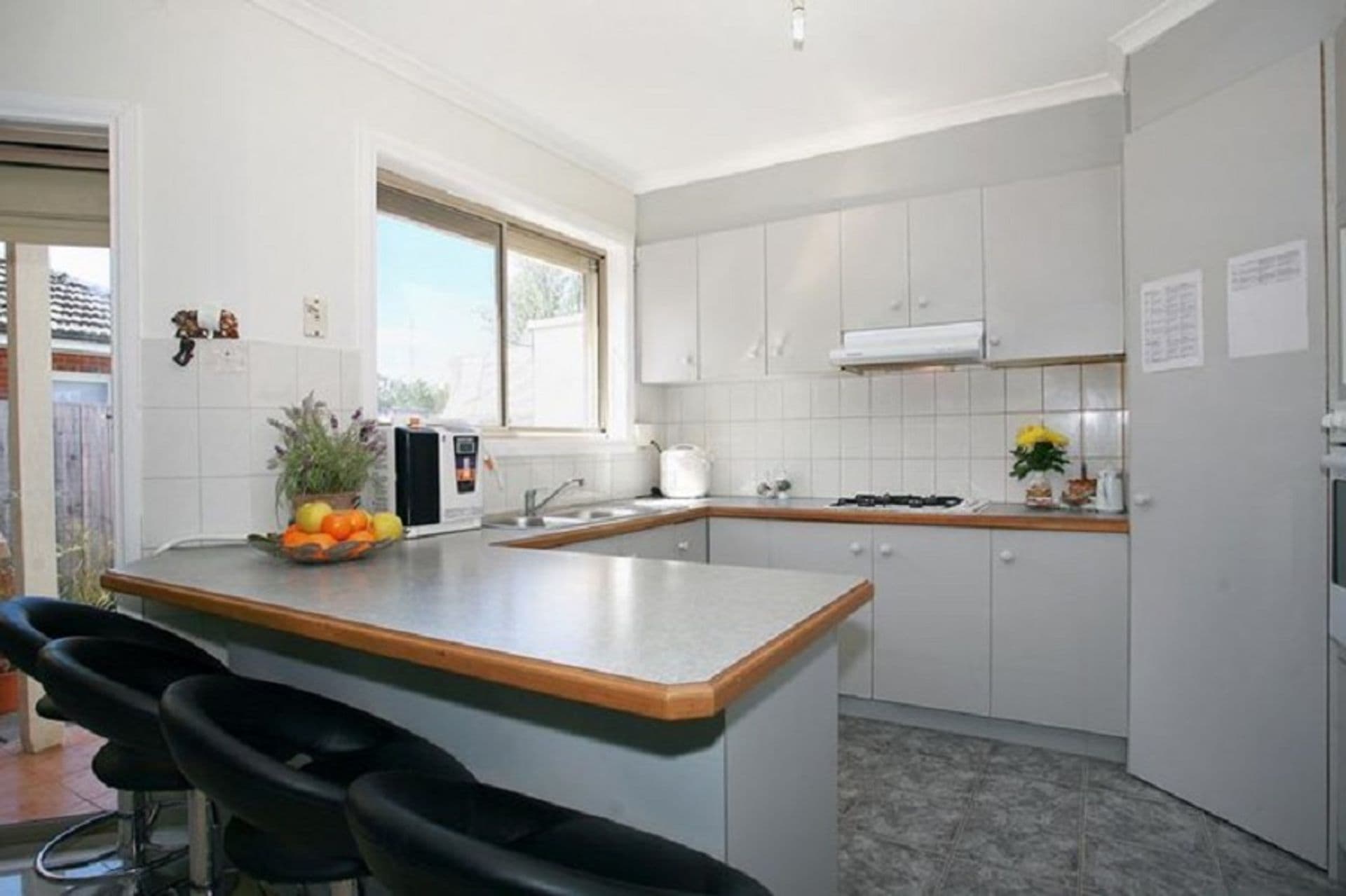1/25 Albert Ave, Springvale, VIC, 3171, Springvale - Thumbnail 2