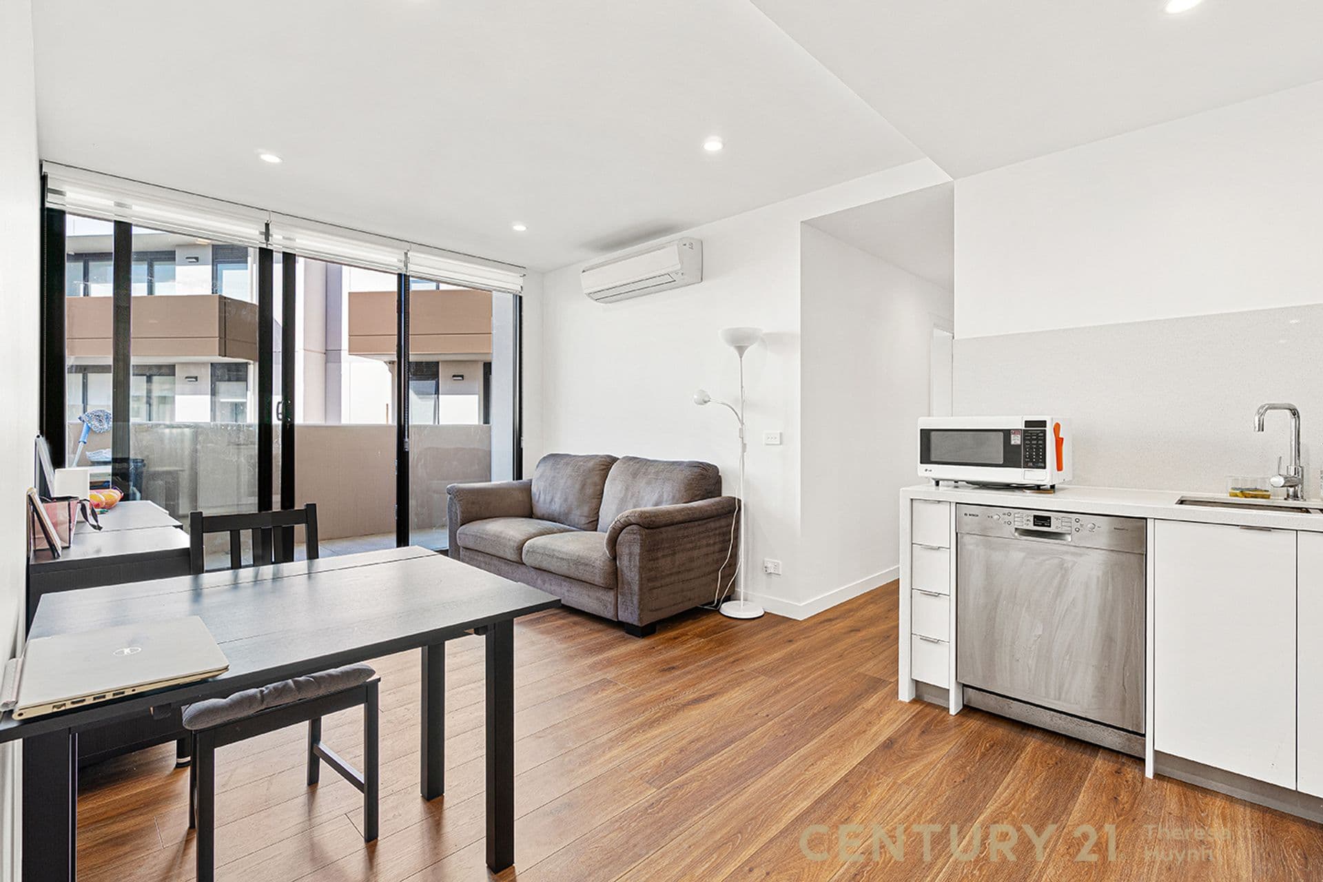 531/70 Batesford Rd, Chadstone, VIC, 3148, Chadstone - Thumbnail 3