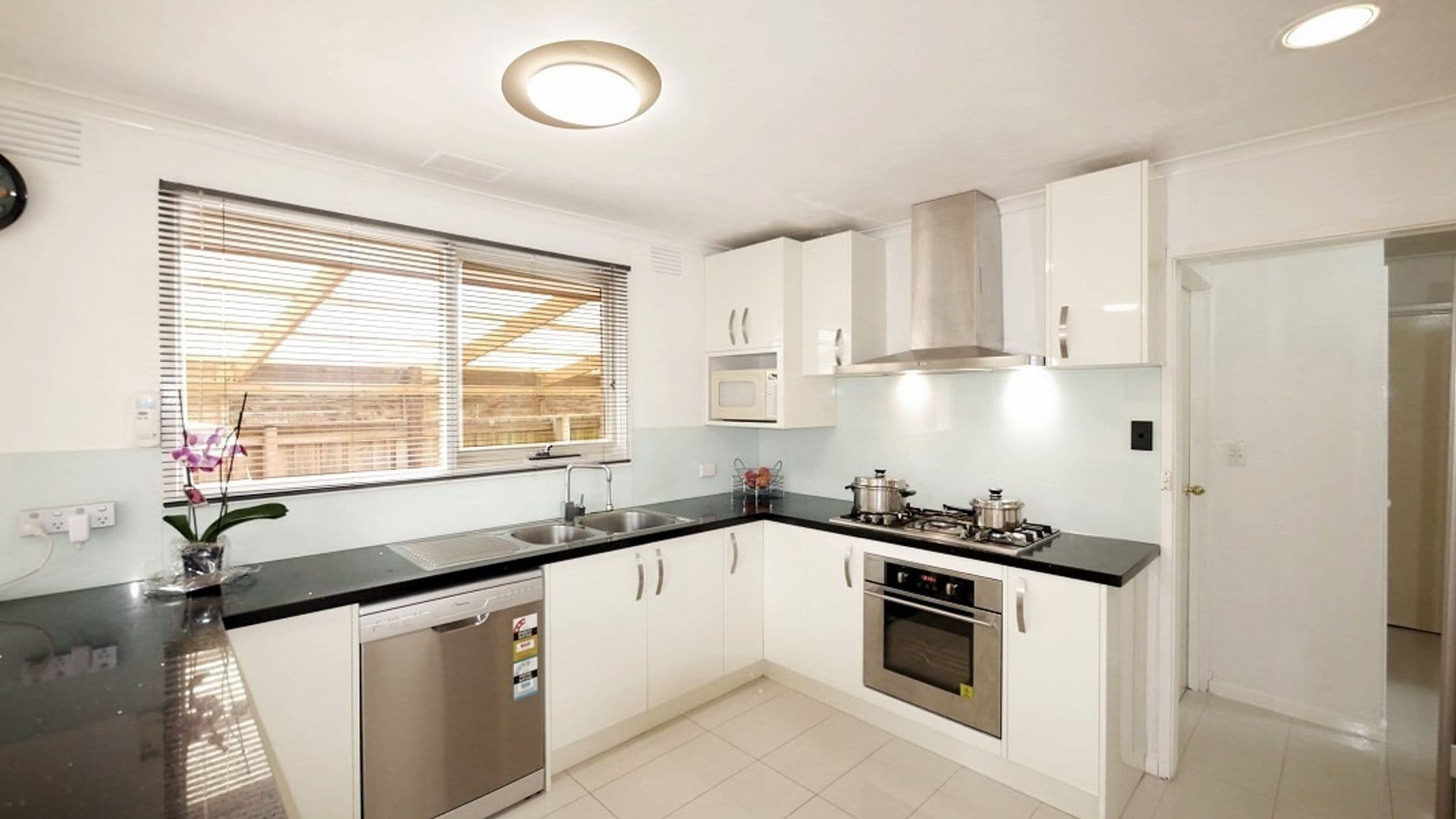 6/64 Buckingham Avenue, Springvale, VIC, 3171, Keysborough - Thumbnail 4