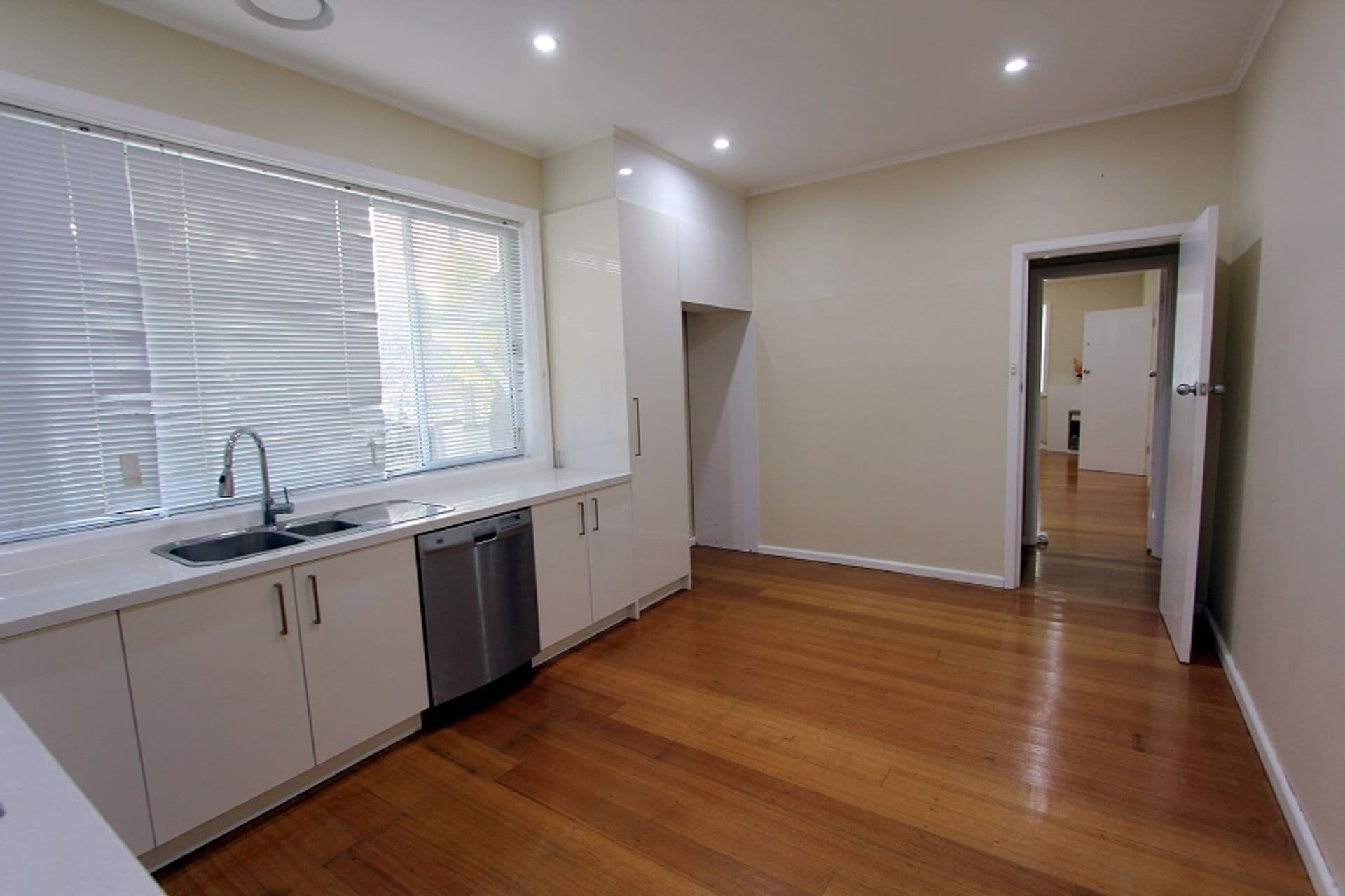 6/64 Buckingham Avenue, Springvale, VIC, 3171, Springvale - Thumbnail 3
