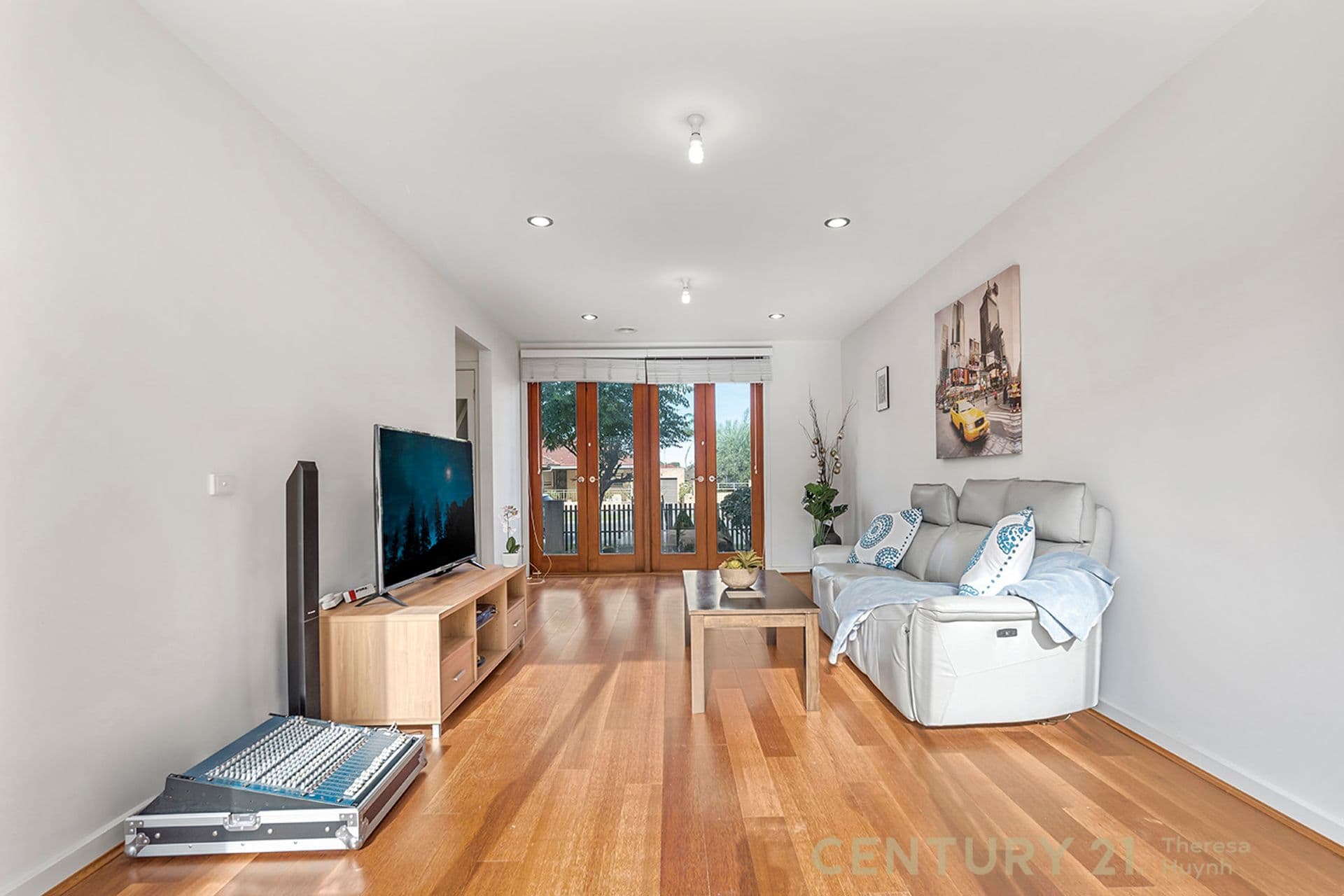 2/21-23 Wilberton Drive, Springvale, VIC, 3171, Springvale - Thumbnail 2