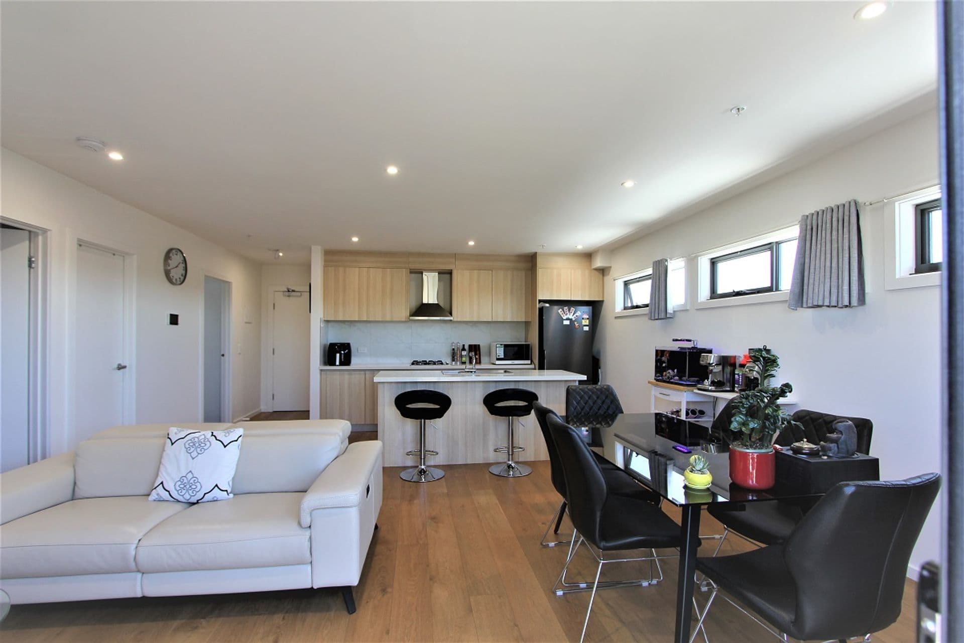 Unit 201/20 Royal Avenue, Springvale, VIC, 3171, Springvale - Thumbnail 3