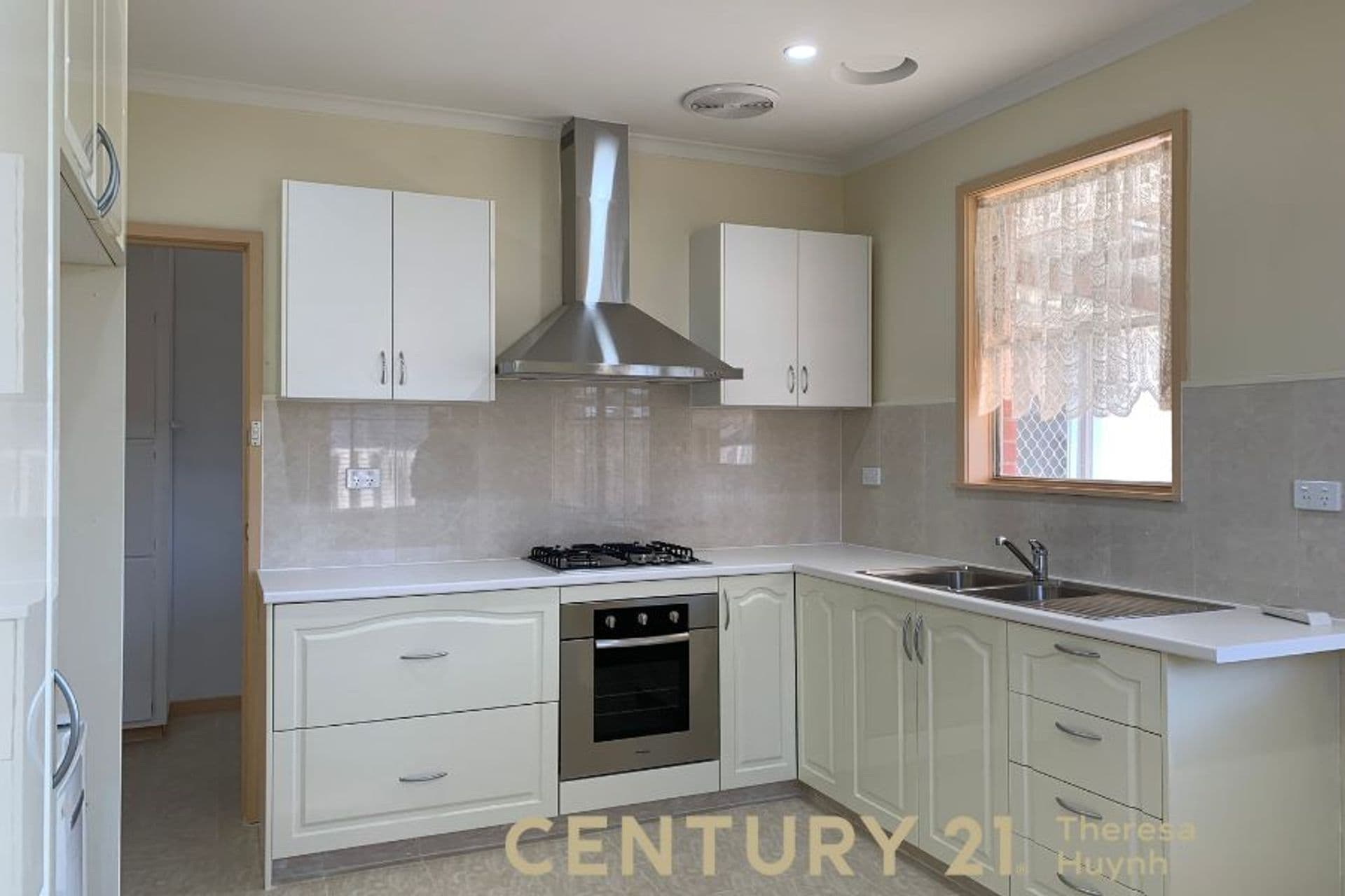 6/64 Buckingham Avenue, Springvale, VIC, 3171, Dandenong North - Thumbnail 2