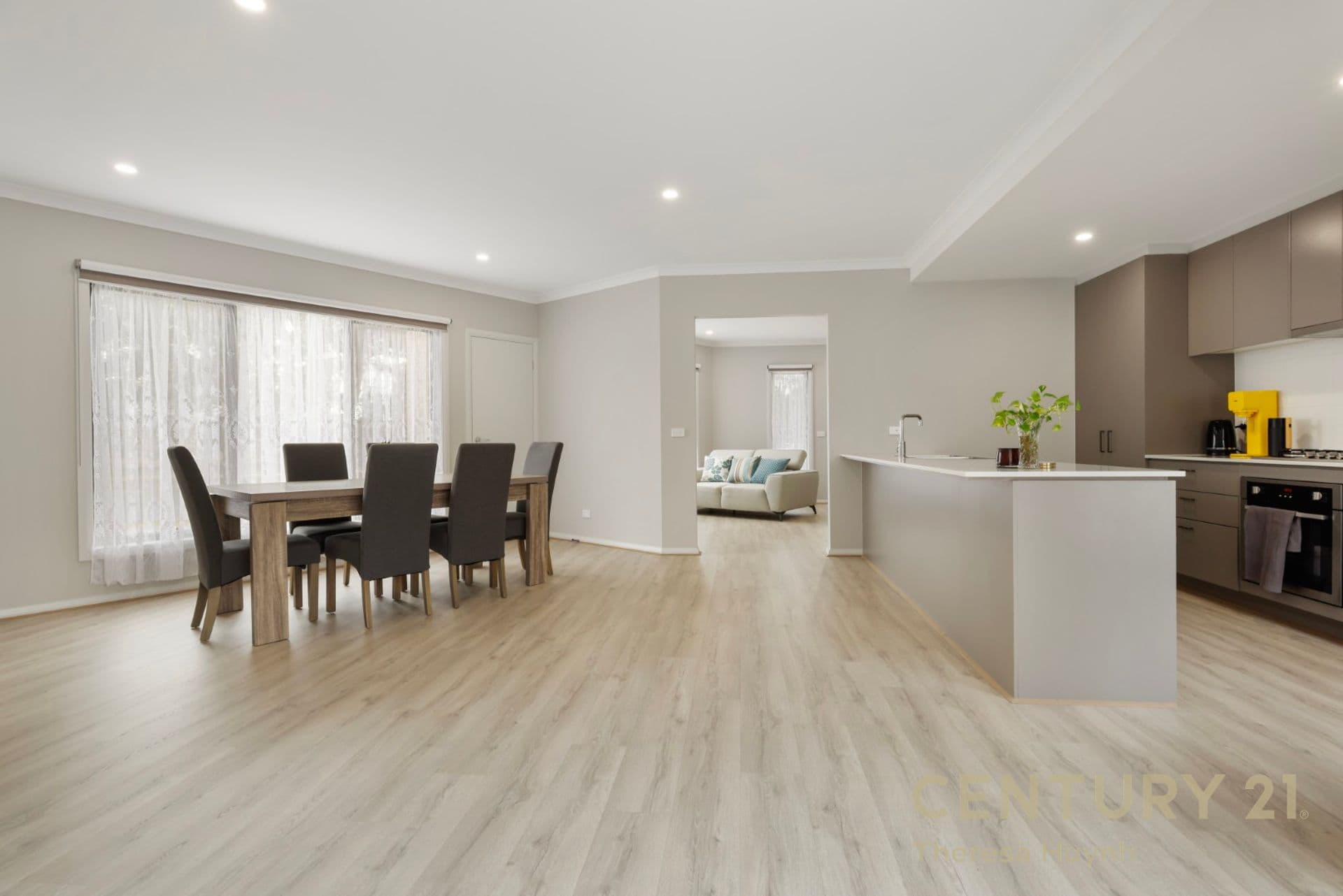6/64 Buckingham Avenue, Springvale, VIC, 3171, Noble Park - Thumbnail 2