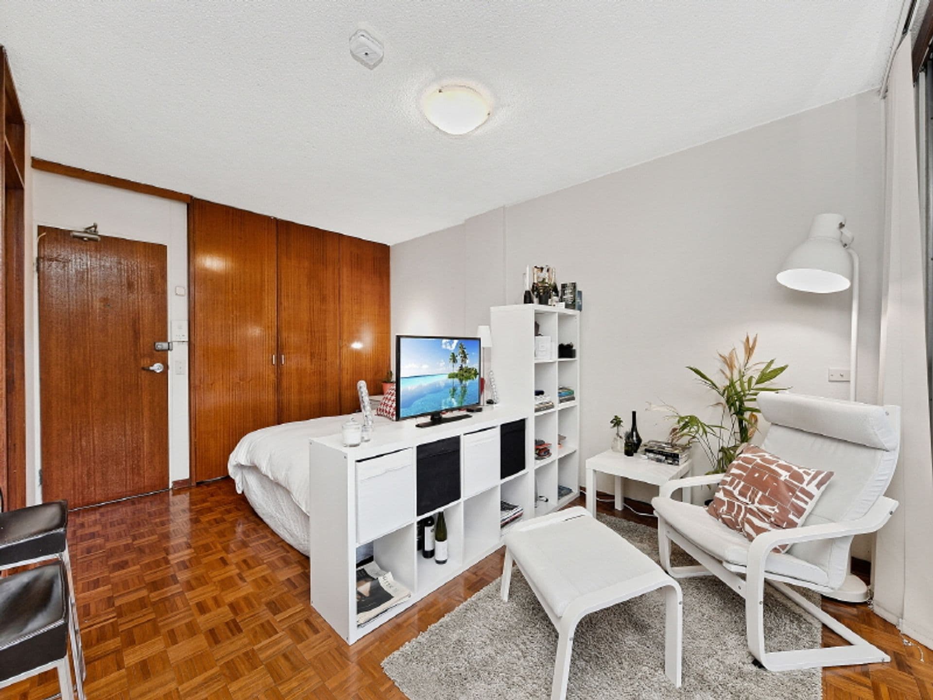 705/76 Roslyn Gardens, Elizabeth Bay, NSW, 2011, Elizabeth Bay - Thumbnail 2