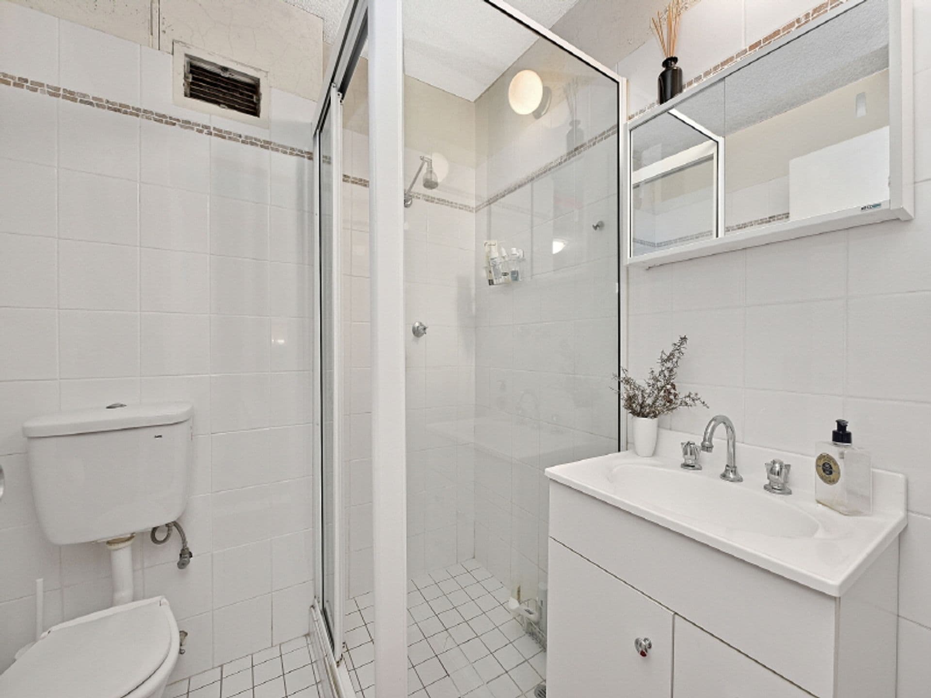 705/76 Roslyn Gardens, Elizabeth Bay, NSW, 2011, Elizabeth Bay - Thumbnail 5
