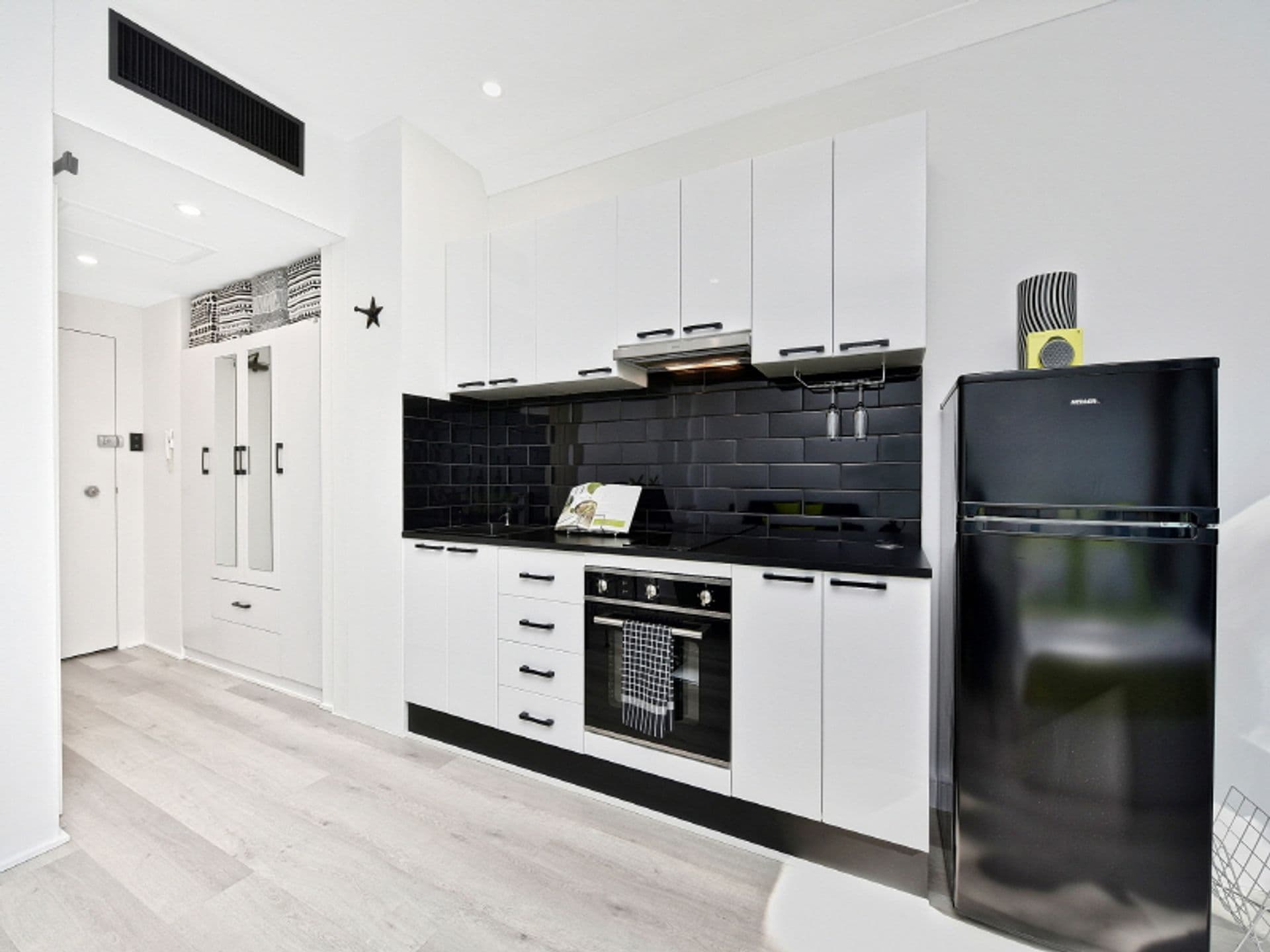 89/450 Pacific Highway, Lane Cove North, NSW, 2066, Lane Cove North - Thumbnail 3