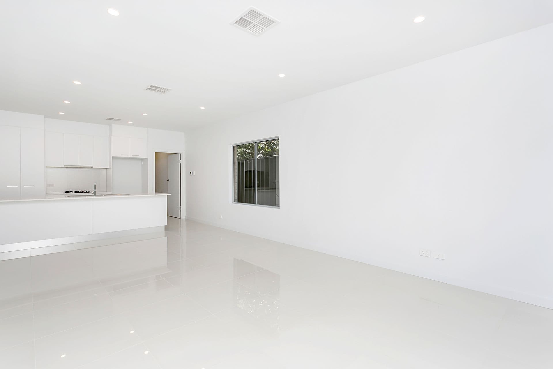 2F Howard Street, Dover Gardens, SA, 5048, Dover Gardens - Thumbnail 3