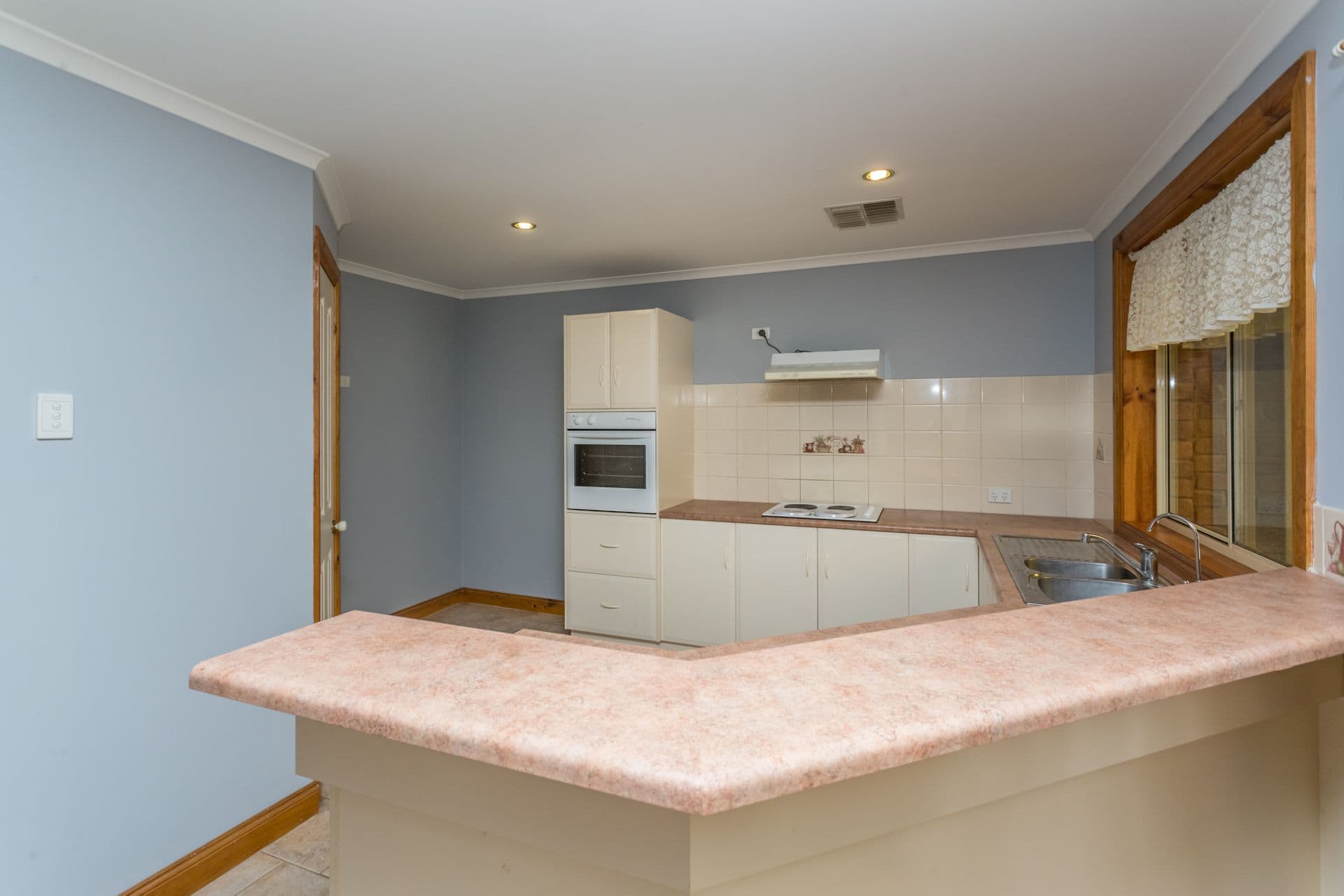 61 Seacombe Road, Seacombe Gardens, SA, 5047, Seacombe Gardens - Thumbnail 2