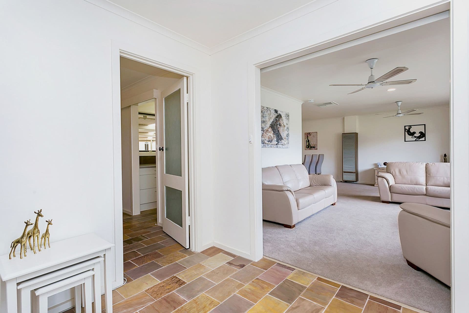 24 Pine Drive, Aberfoyle Park, SA, 5159, Aberfoyle Park - Thumbnail 2