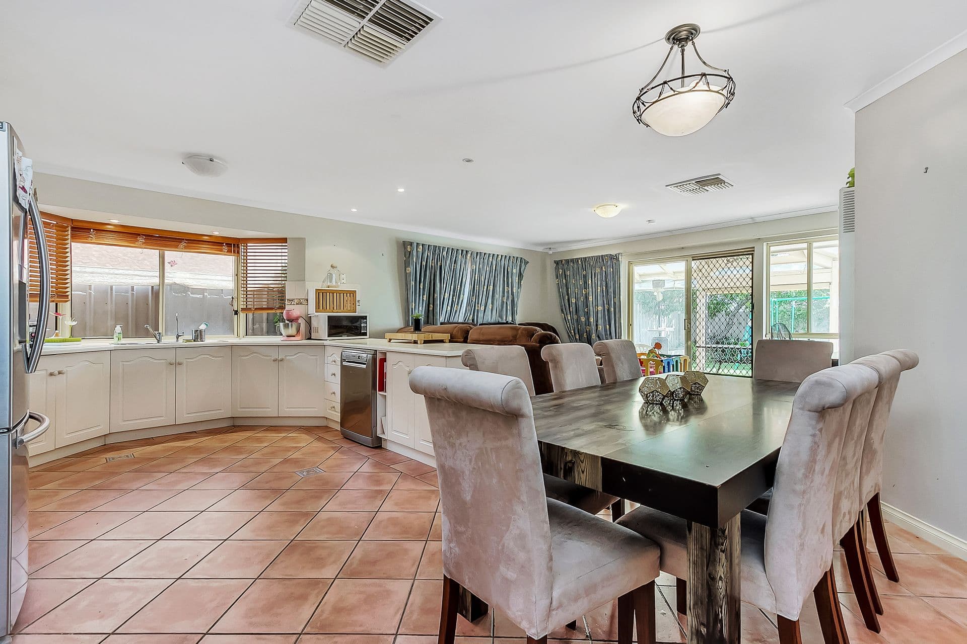 44 Talladira Way, Woodcroft, SA, 5162, Woodcroft - Thumbnail 2
