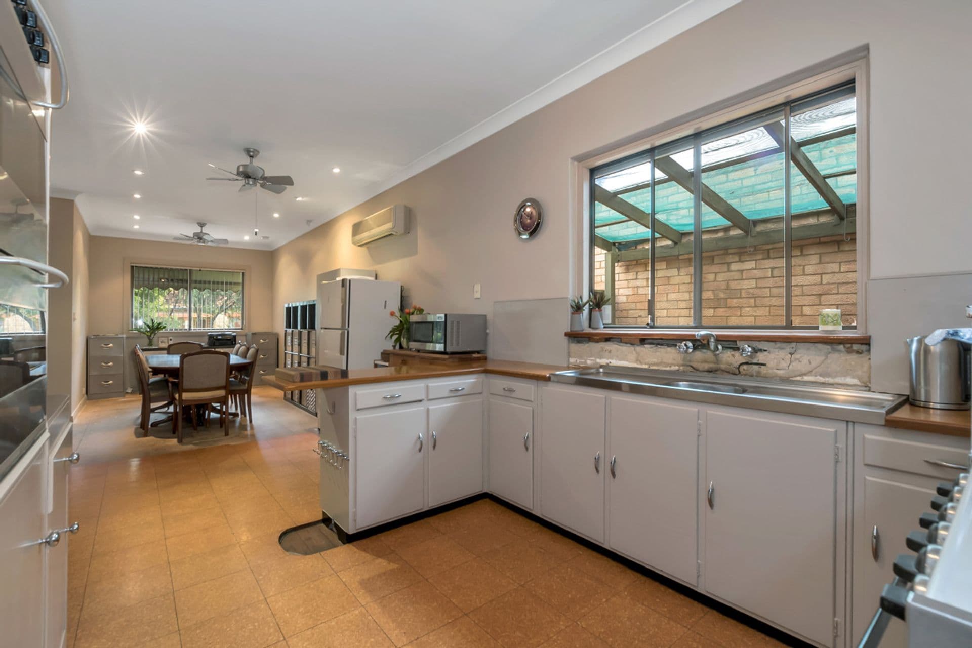 77 Condada Avenue, Park Holme, SA, 5043, Park Holme - Thumbnail 3