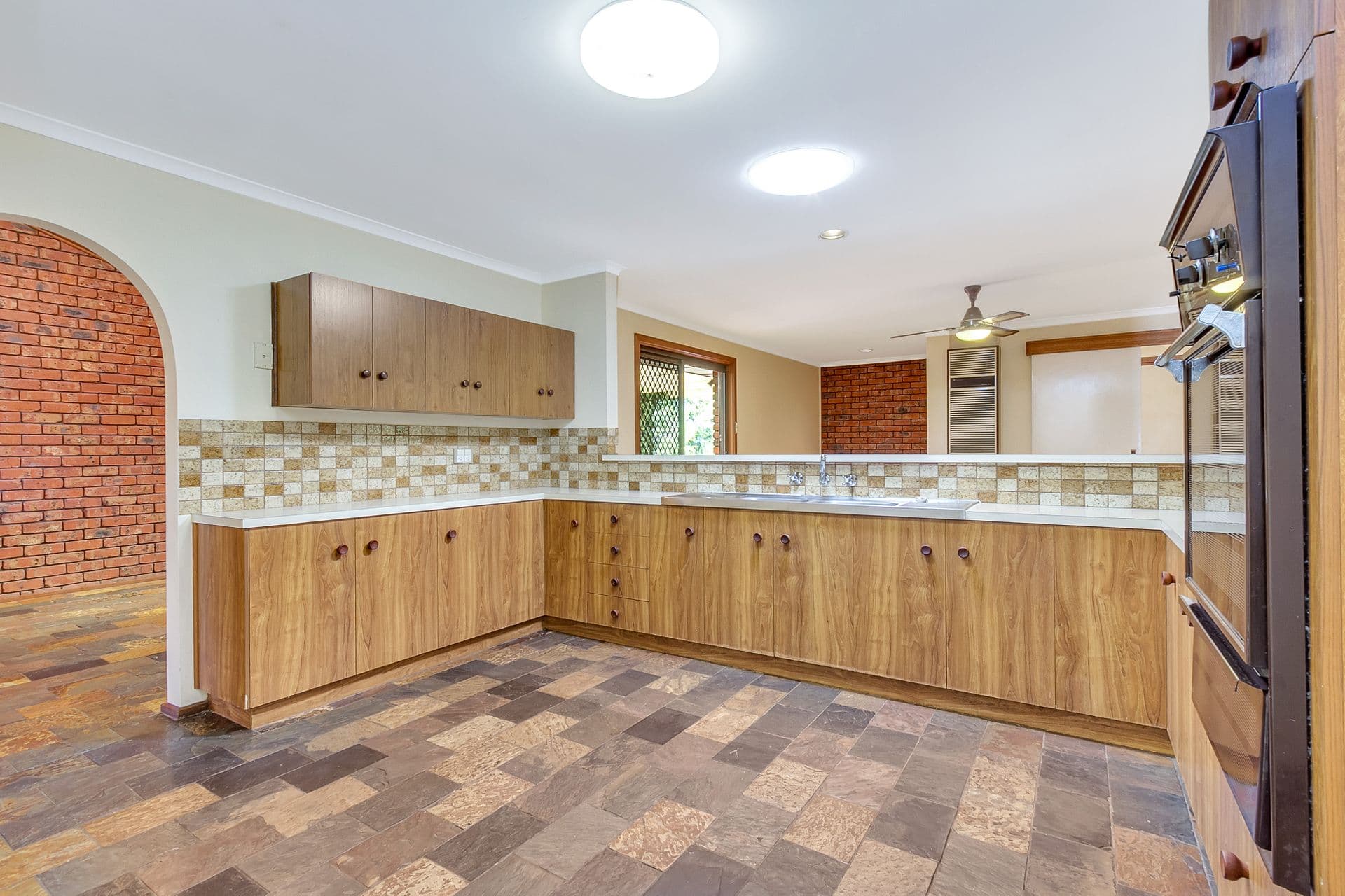 4 Tatiara Road, Happy Valley, SA, 5159, Happy Valley - Thumbnail 5