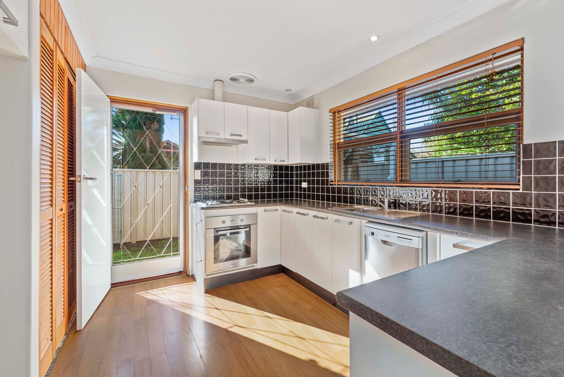 1/50 Yarmouth Street, South Brighton, SA, 5048, South Brighton - Image 1