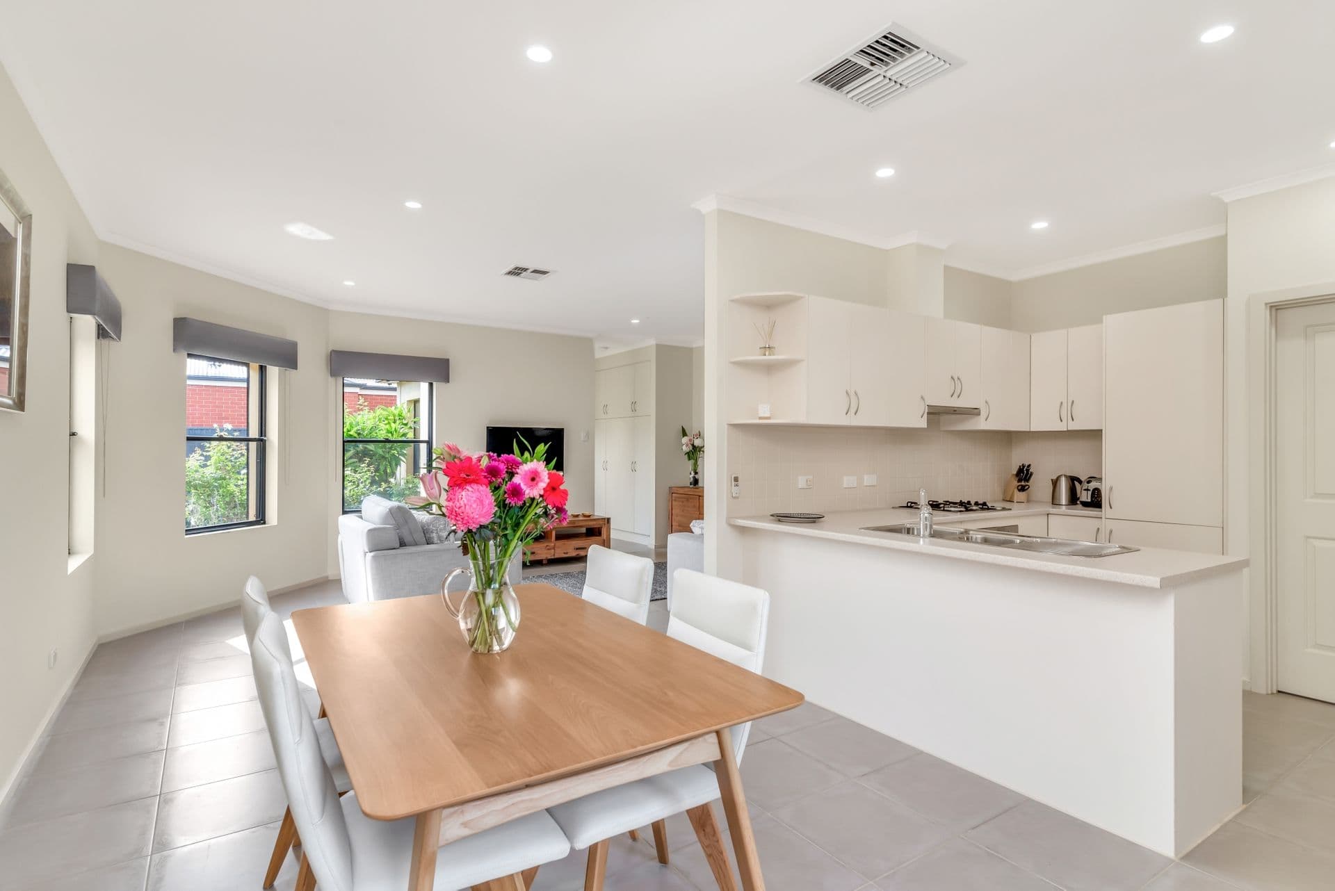 1B Swan Street, Brighton, SA, 5048, Brighton - Thumbnail 2
