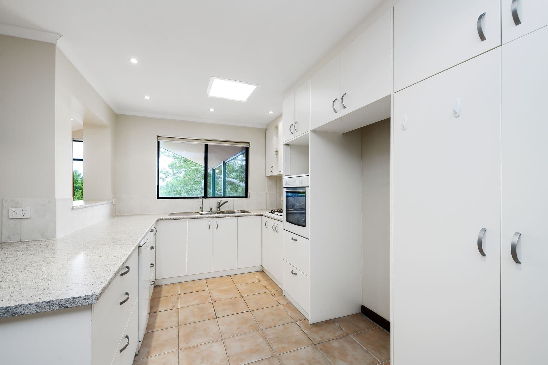 4 Jacaranda Place, Aberfoyle Park, SA, 5159, Aberfoyle Park - Thumbnail 5