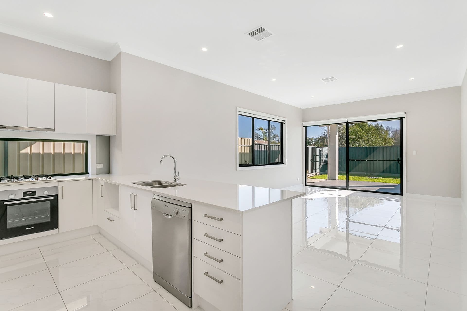 11B Byron Avenue, Clovelly Park, SA, 5042, Clovelly Park - Thumbnail 5