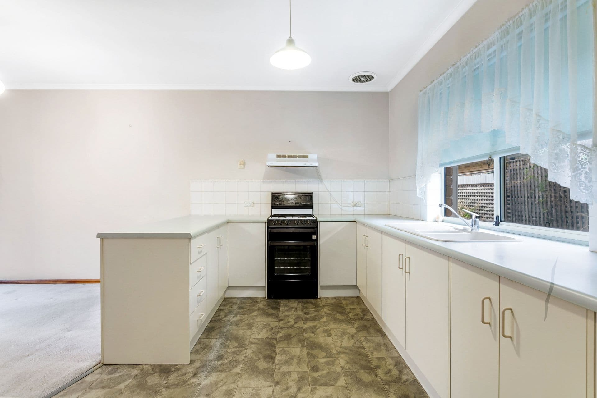 2/39 Carlisle Street, Camden Park, SA, 5038, Camden Park - Thumbnail 2