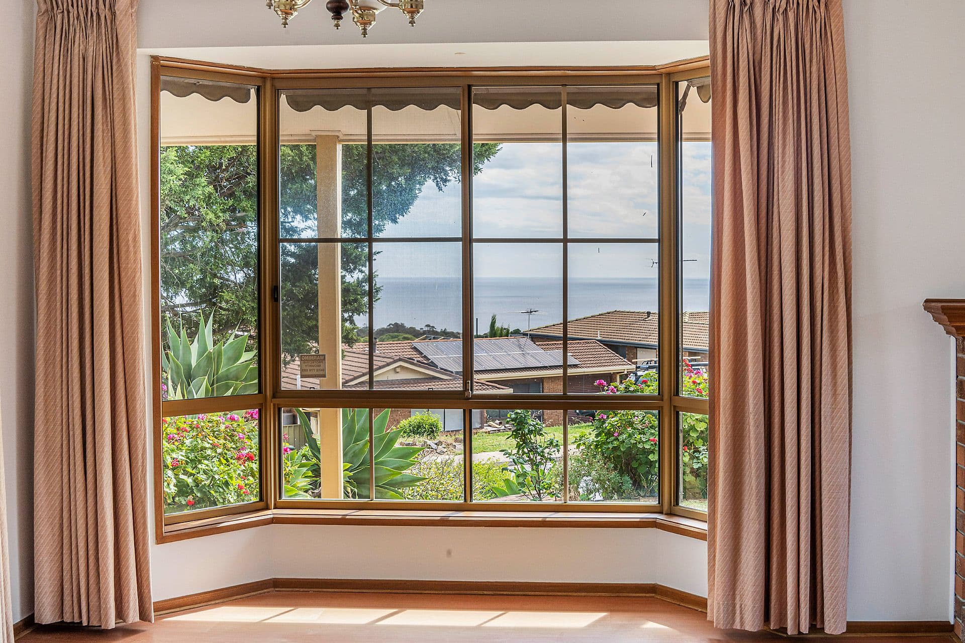 12 Yarromie Street, Hallett Cove, SA, 5158, Hallett Cove - Thumbnail 4
