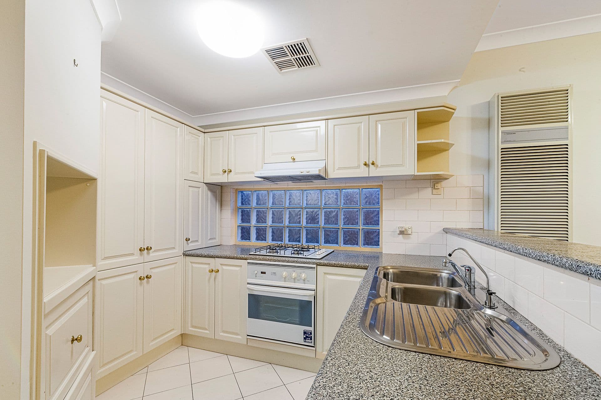 5/8 Jetty Road, Brighton, SA, 5048, Brighton - Thumbnail 3