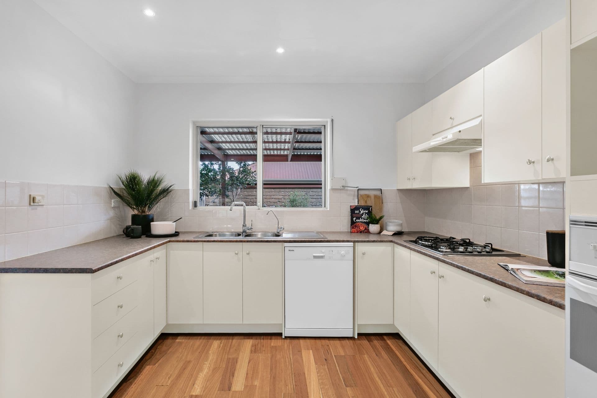 1/16 Stewart Street, South Brighton, SA, 5048, South Brighton - Thumbnail 3