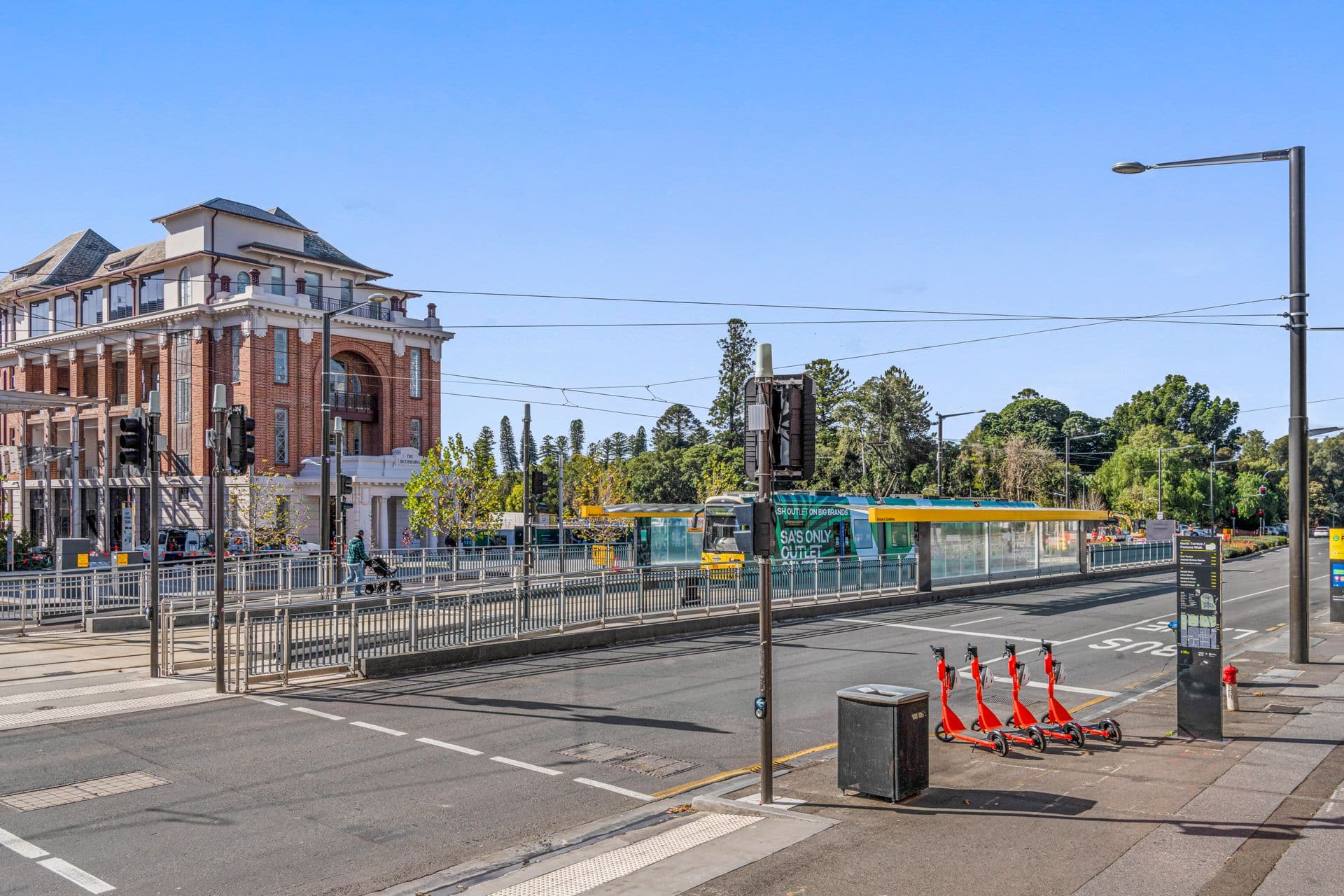 409 / 9 Paxtons Walk, Adelaide, SA, 5000, Adelaide - Thumbnail 2