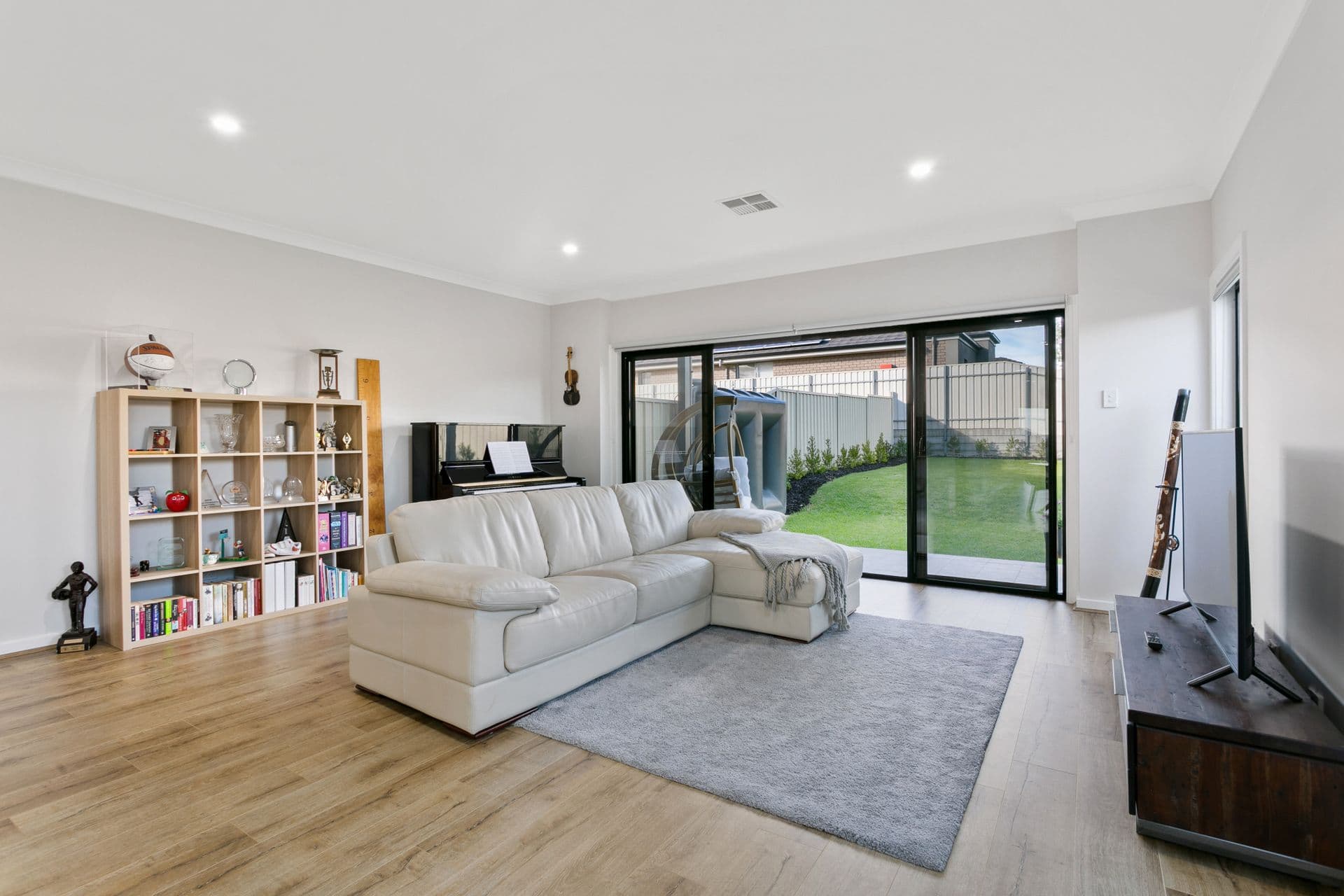 19 Clifford Street, Dover Gardens, SA, 5048, Dover Gardens - Thumbnail 2
