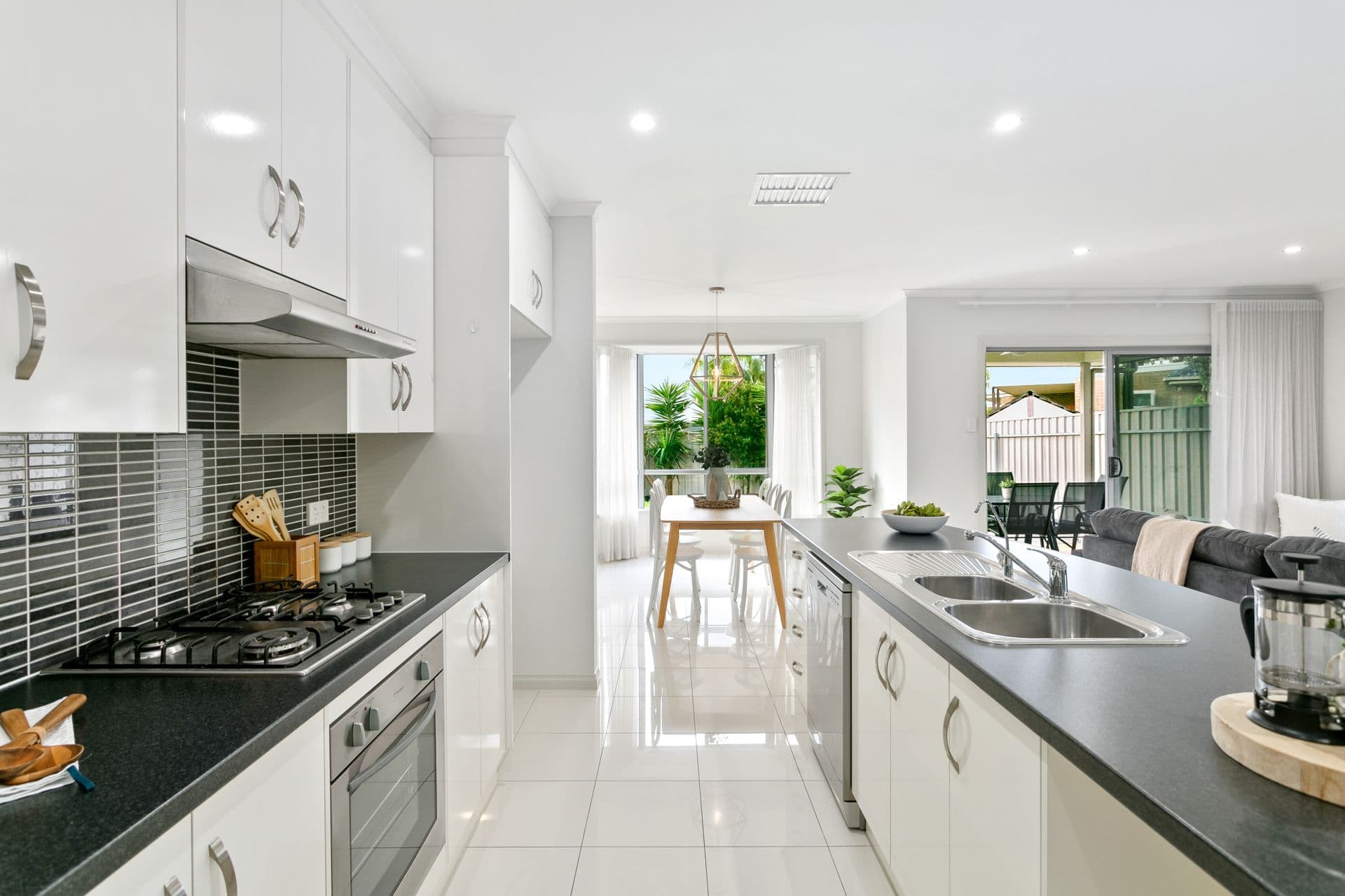 7A Hillview Crescent, South Brighton, SA, 5048, South Brighton - Thumbnail 2
