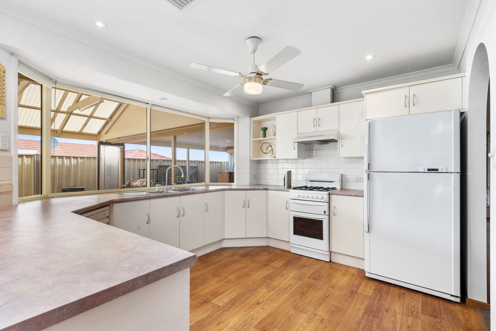 3 Philipson Crescent, Sheidow Park, SA, 5158, Sheidow Park - Thumbnail 4