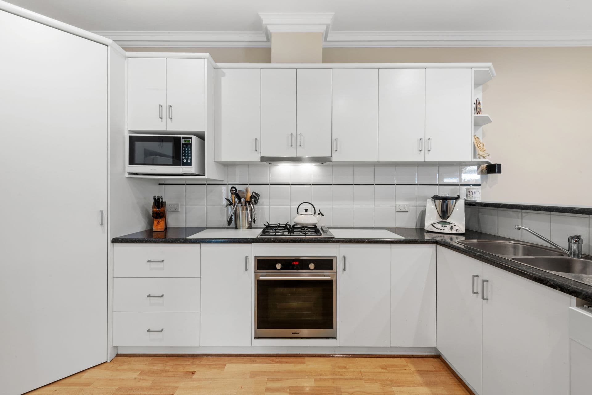 8B Eucla Avenue, Warradale, SA, 5046, Warradale - Thumbnail 7