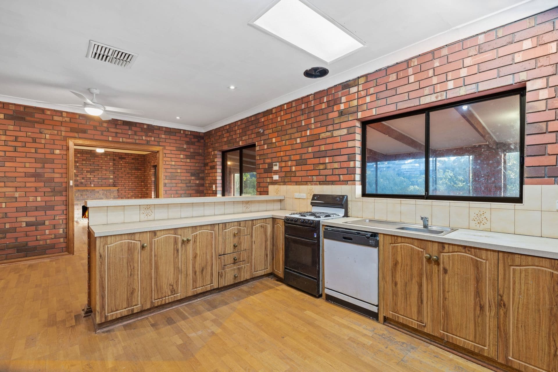 22 Leila Street, Bedford Park, SA, 5042, Bedford Park - Thumbnail 4