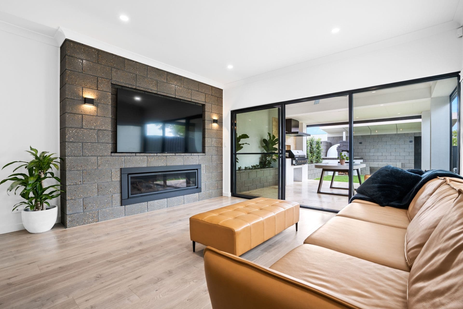 19 Von Nida Crescent, Rosanna, Rosanna - Thumbnail 2