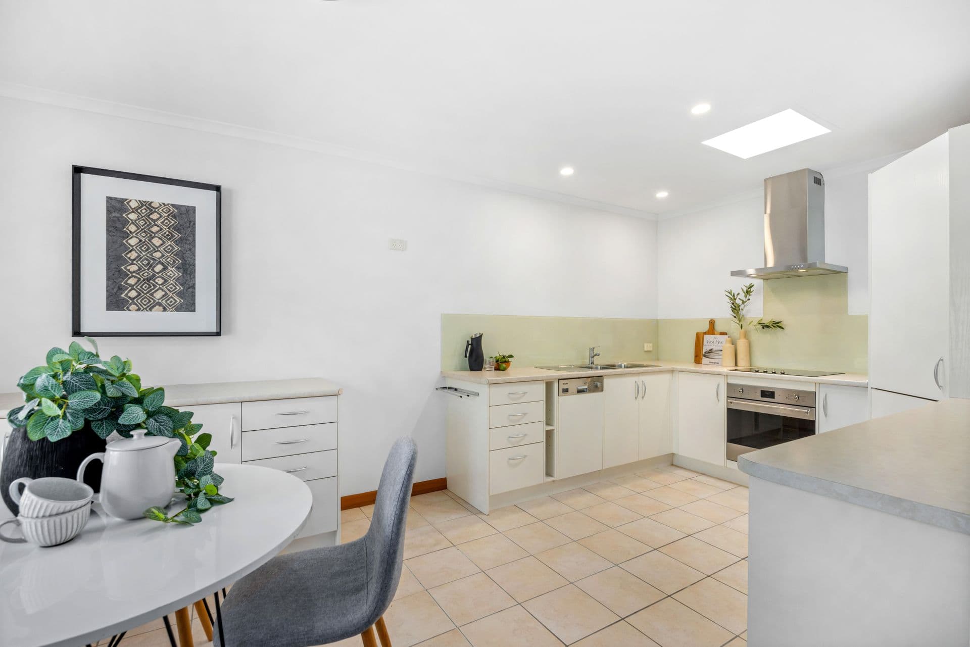 2/93 Bellaview Road, Flagstaff Hill, SA, 5159, Flagstaff Hill - Thumbnail 2
