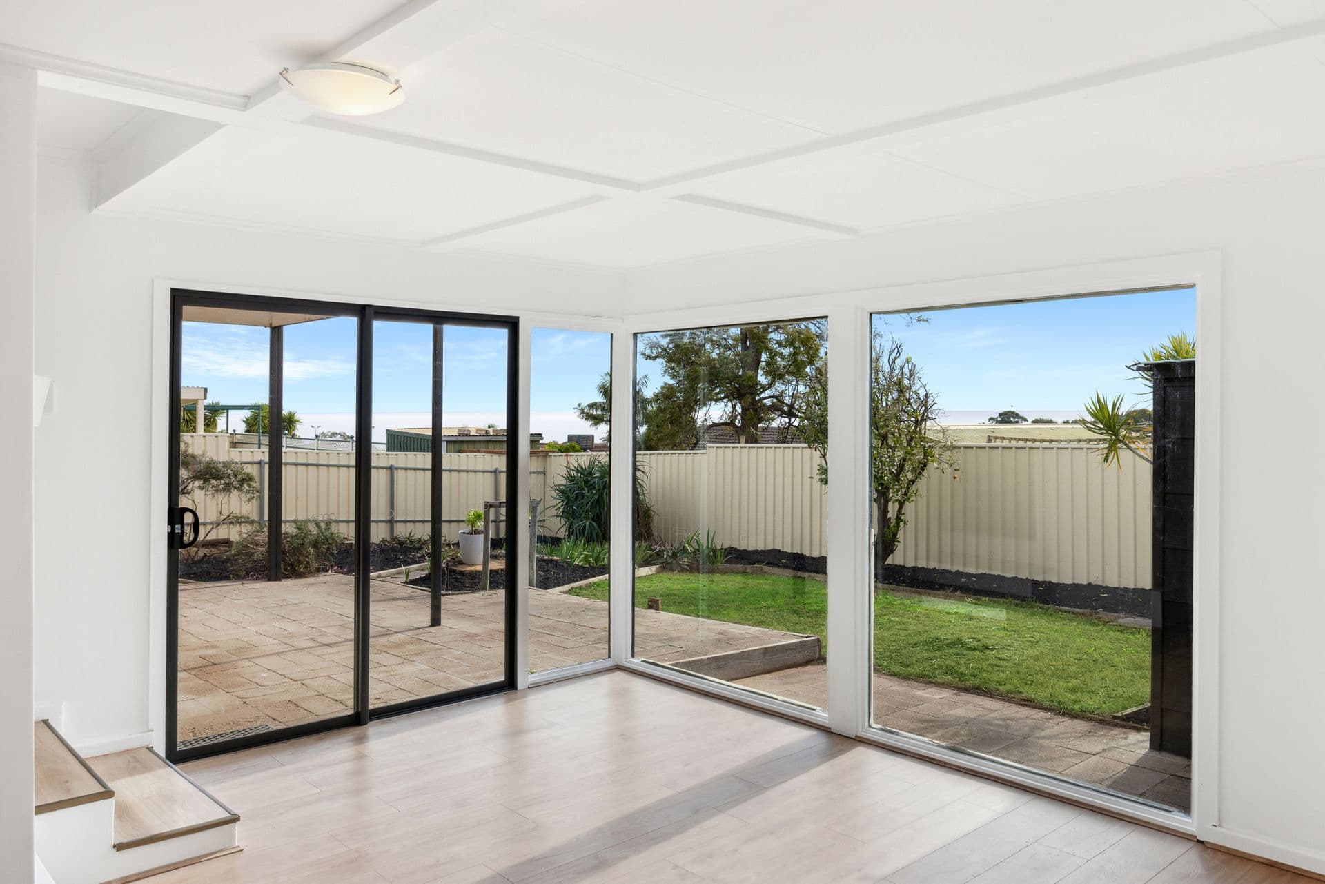 5 Aurora Street, Hallett Cove, SA, 5158, Hallett Cove - Thumbnail 2