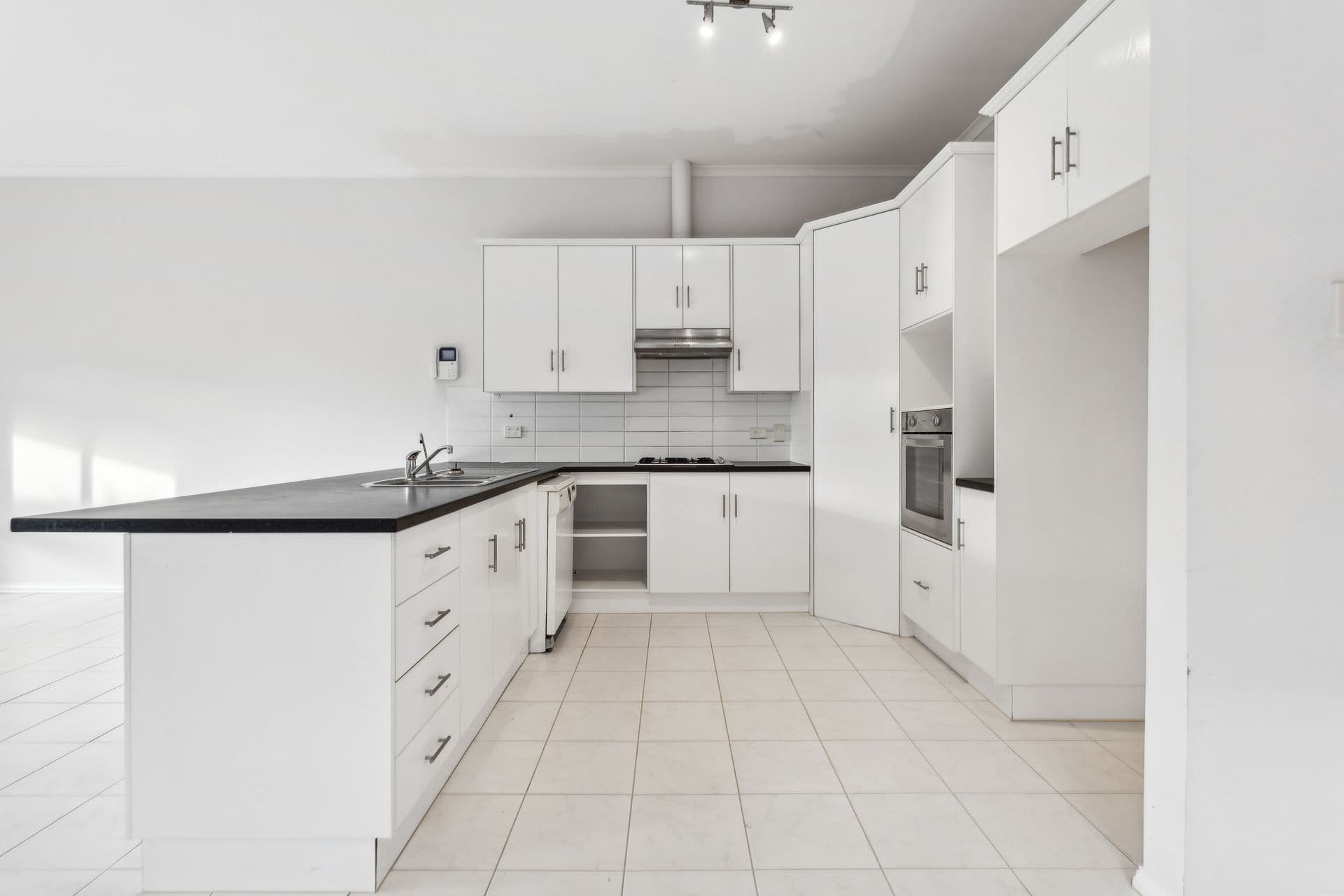 30A Benny Crescent, South Brighton, SA, 5048, South Brighton - Thumbnail 3