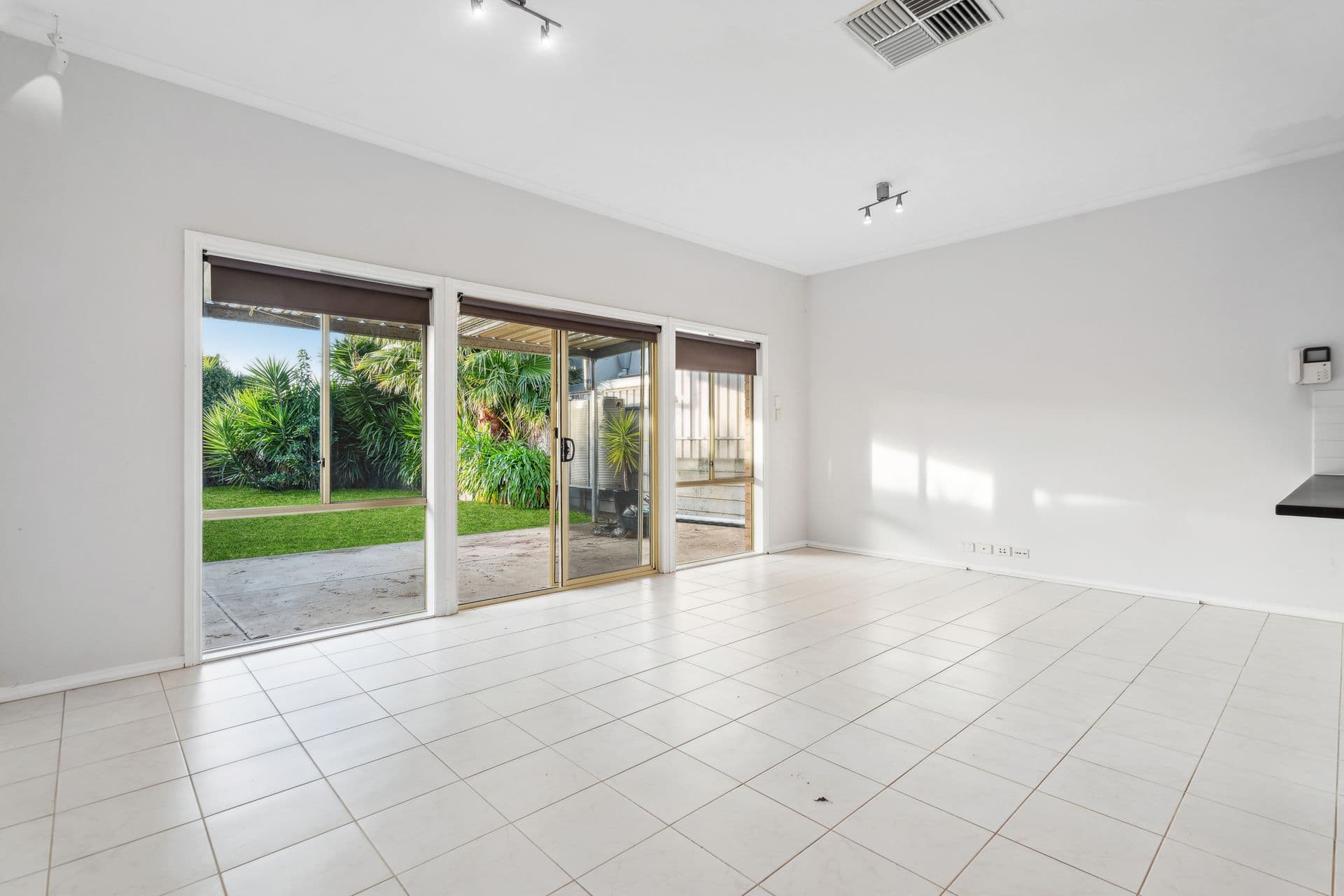 30A Benny Crescent, South Brighton, SA, 5048, South Brighton - Thumbnail 2