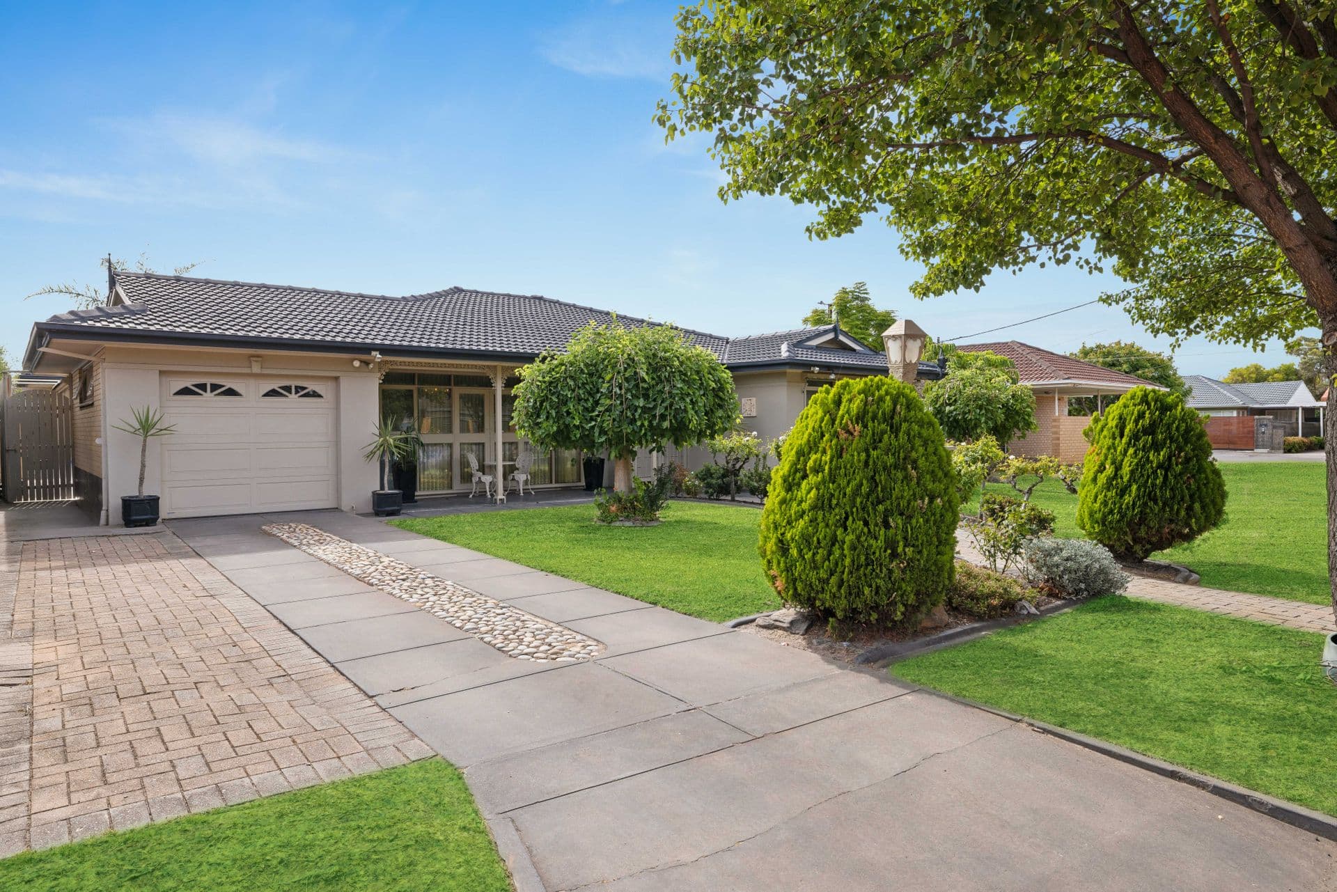33 Cambridge Avenue, West Beach, SA, 5024, West Beach - Thumbnail 2