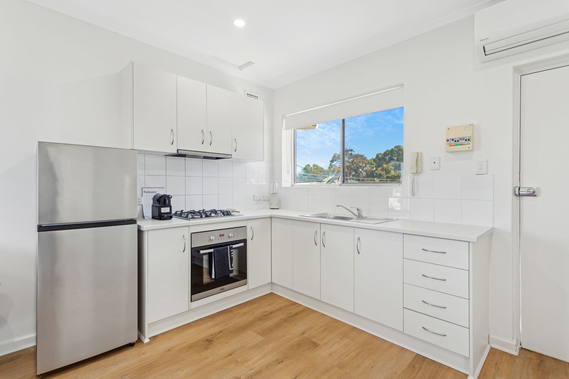 4/56 Henley Beach Road, Henley Beach, SA, 5022, Henley Beach - Thumbnail 4