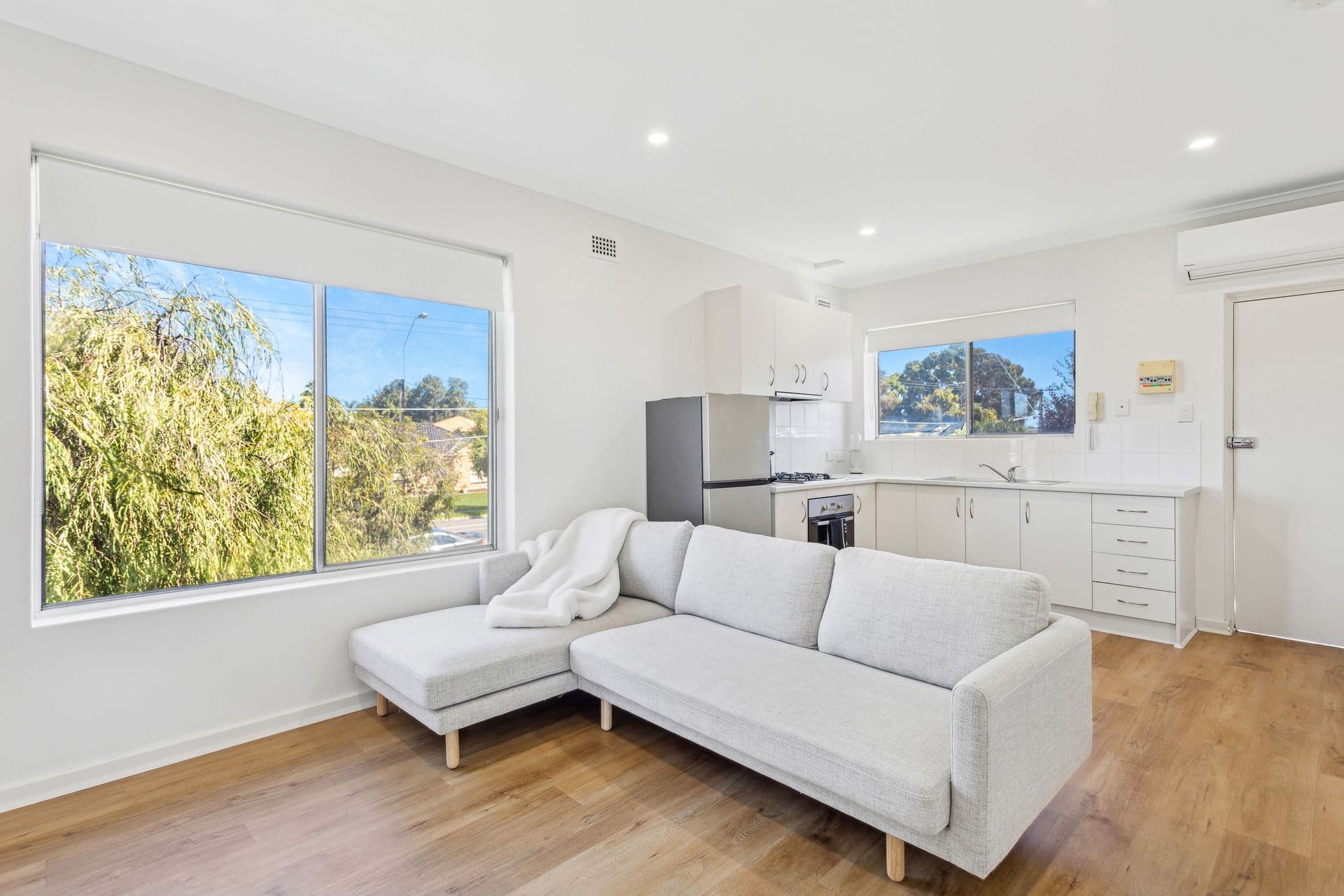 4/56 Henley Beach Road, Henley Beach, SA, 5022, Henley Beach - Thumbnail 2