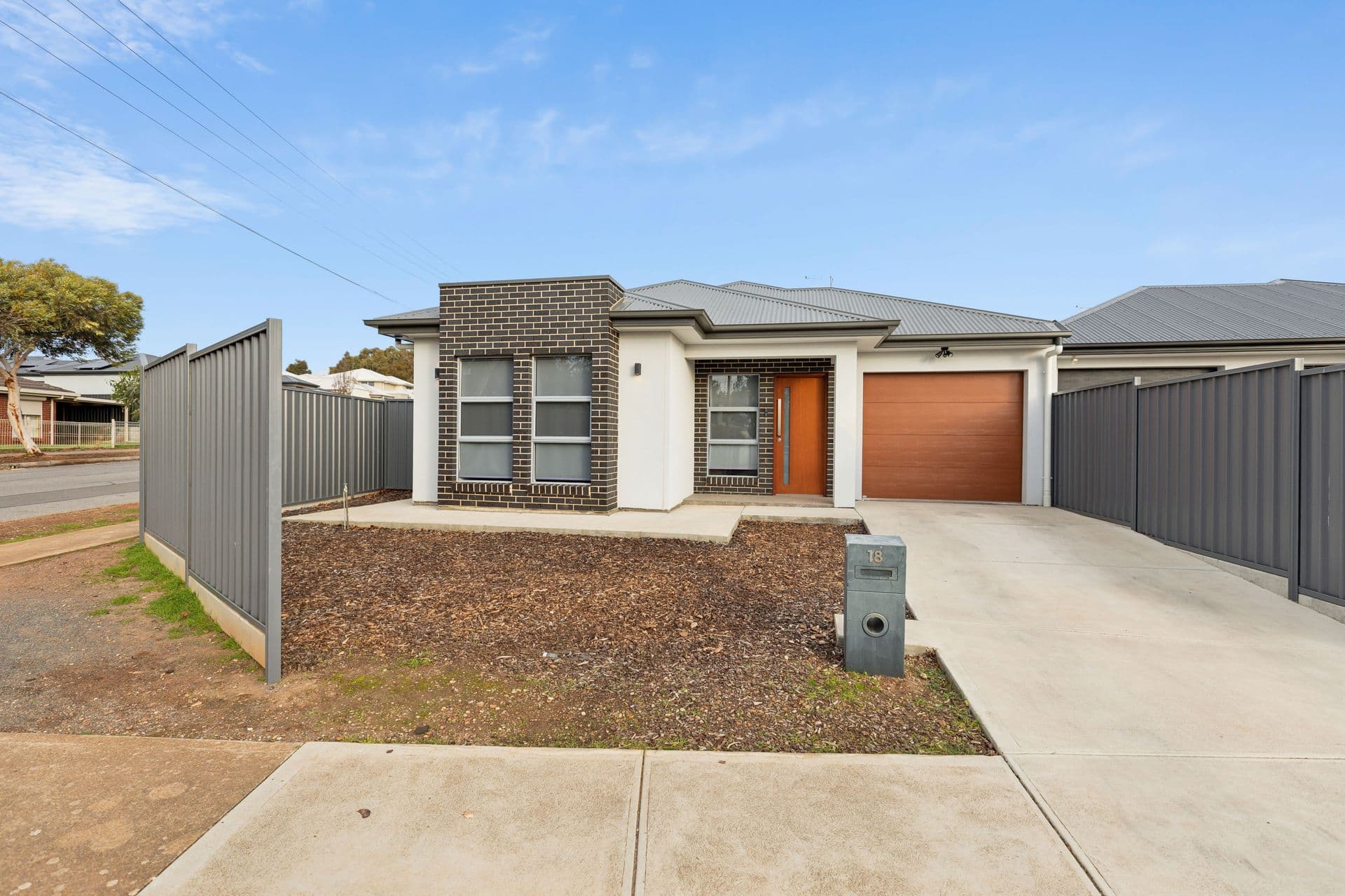 18 Russell Avenue, Seacombe Gardens, SA, 5047, Seacombe Gardens - Image 1