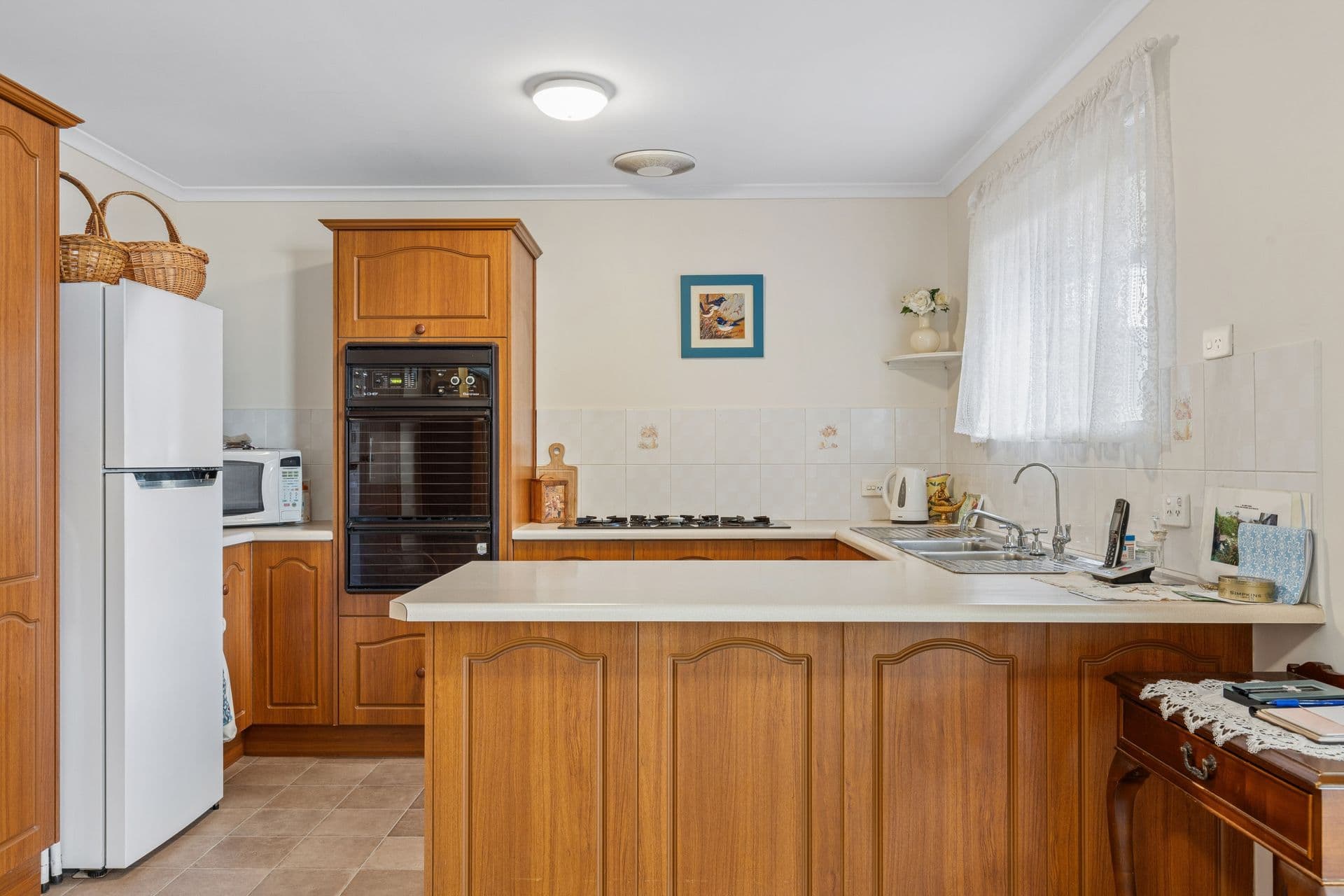 1/12 Hillview Crescent, South Brighton, SA, 5048, South Brighton - Thumbnail 3