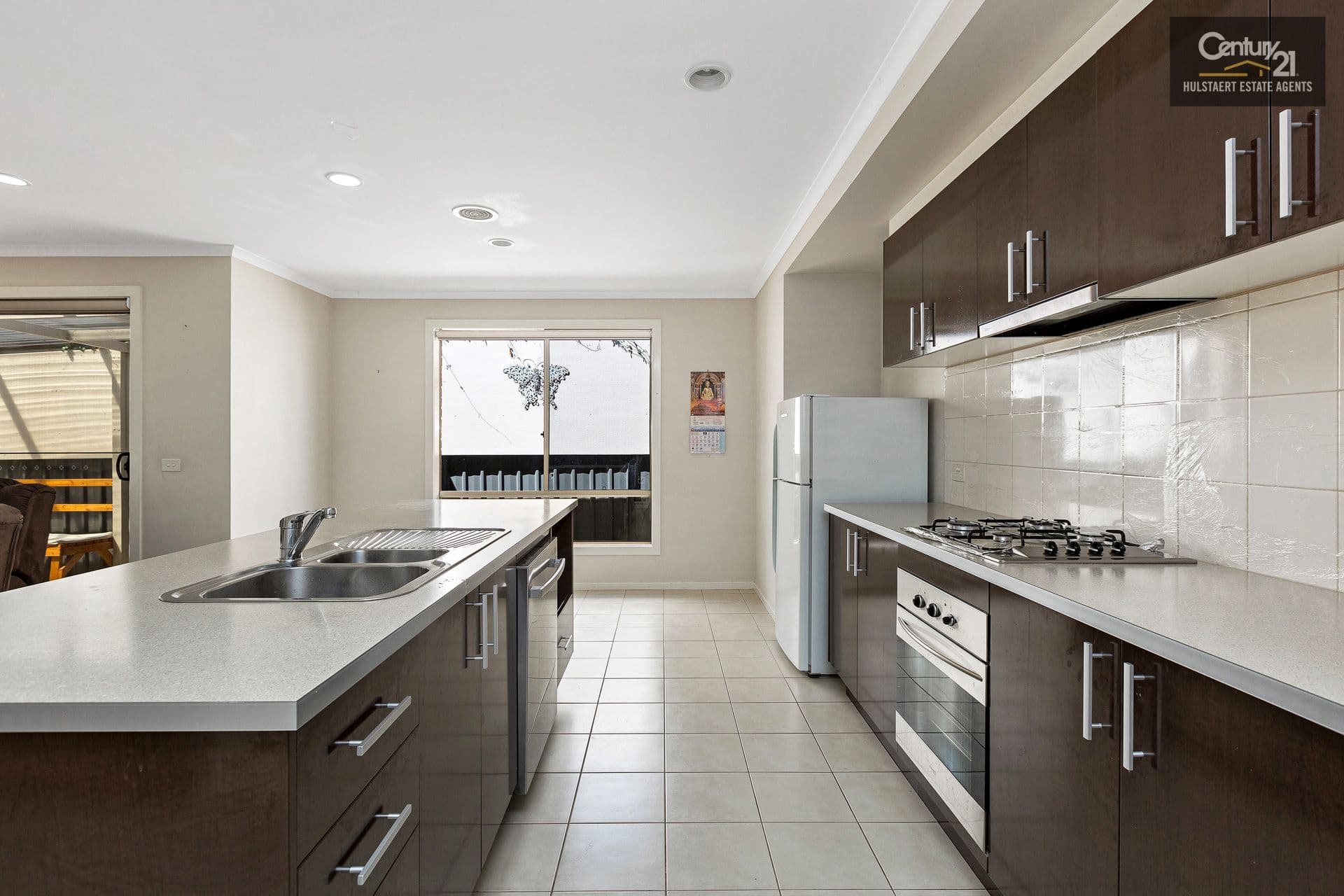 8 Tenerrife Crescent, Point Cook, VIC, 3030, Point Cook - Thumbnail 4